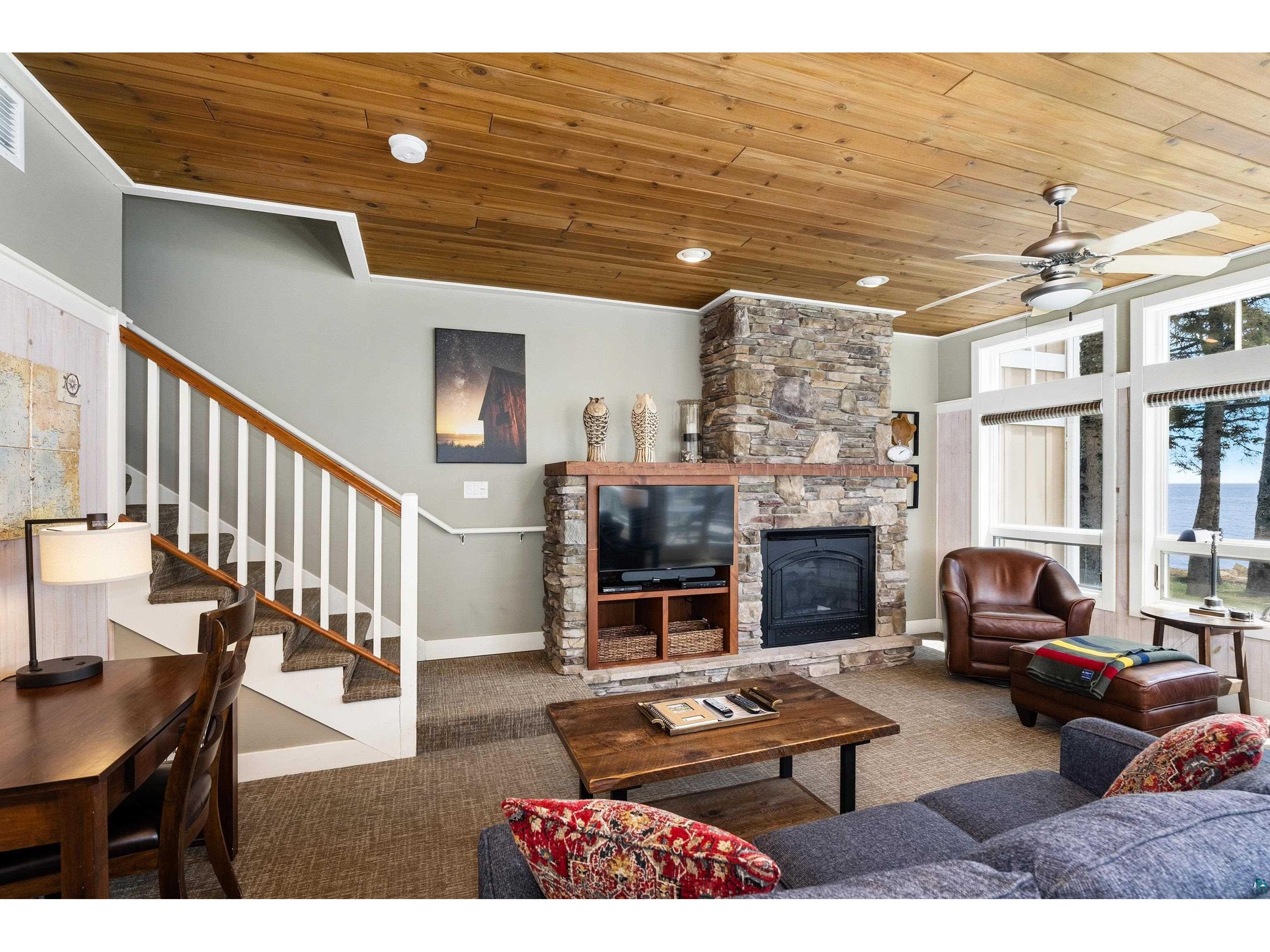 596 Larsmont Way Two Harbors MN 55616 - Lake Superior 6126068 image44