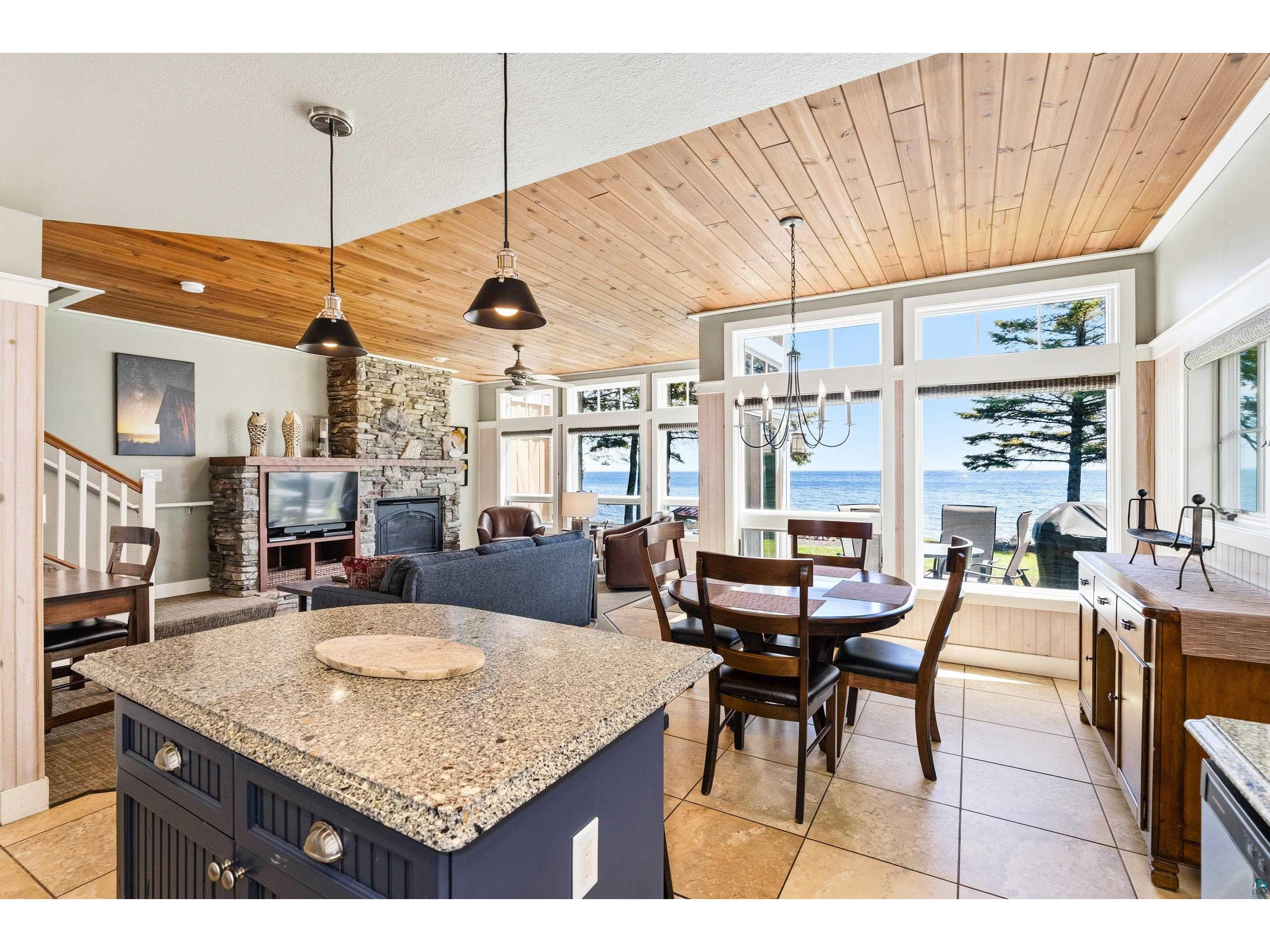 596 Larsmont Way Two Harbors MN 55616 - Lake Superior 6126068 image48