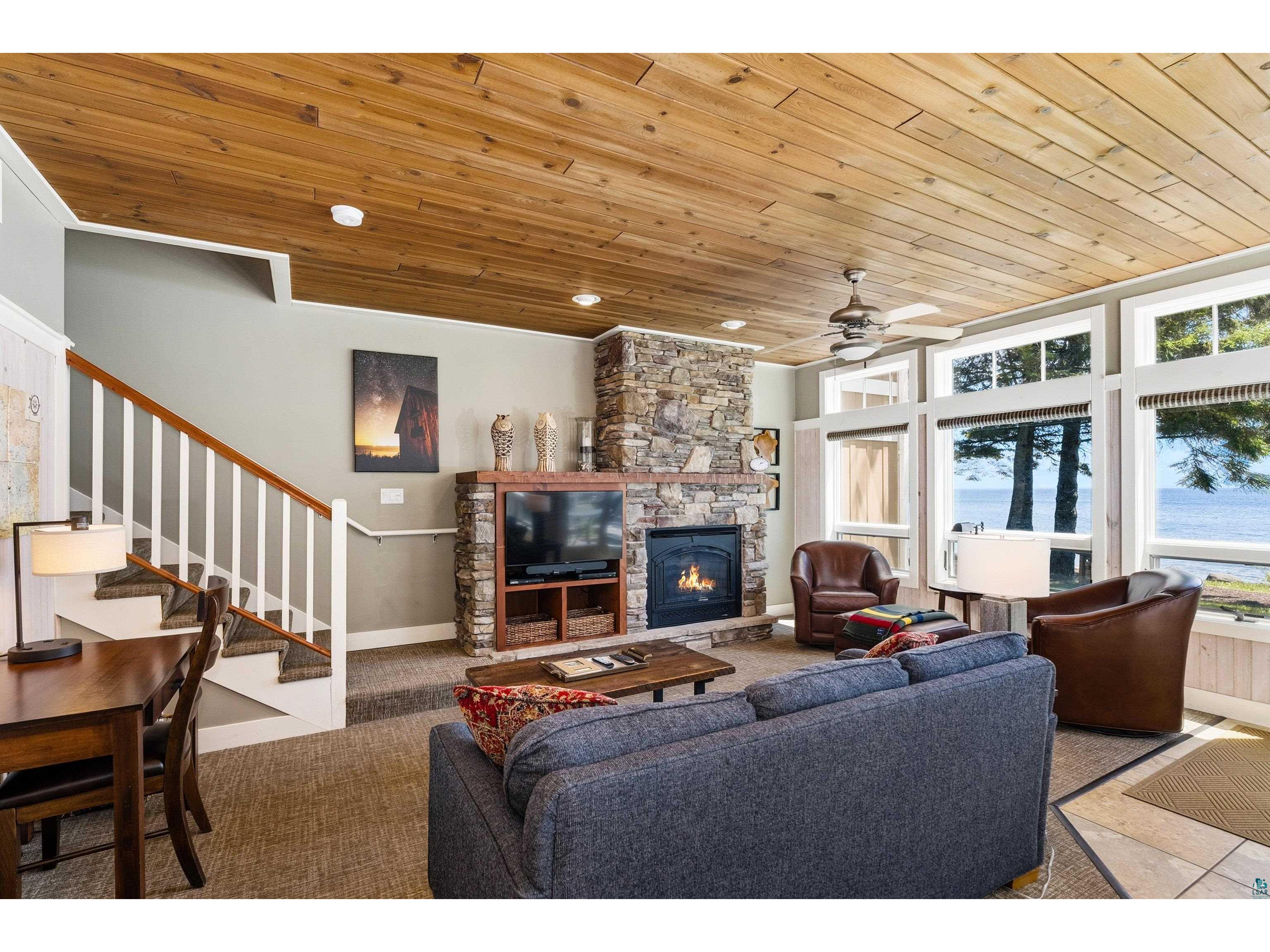 596 Larsmont Way Two Harbors MN 55616 - Lake Superior 6126068 image6