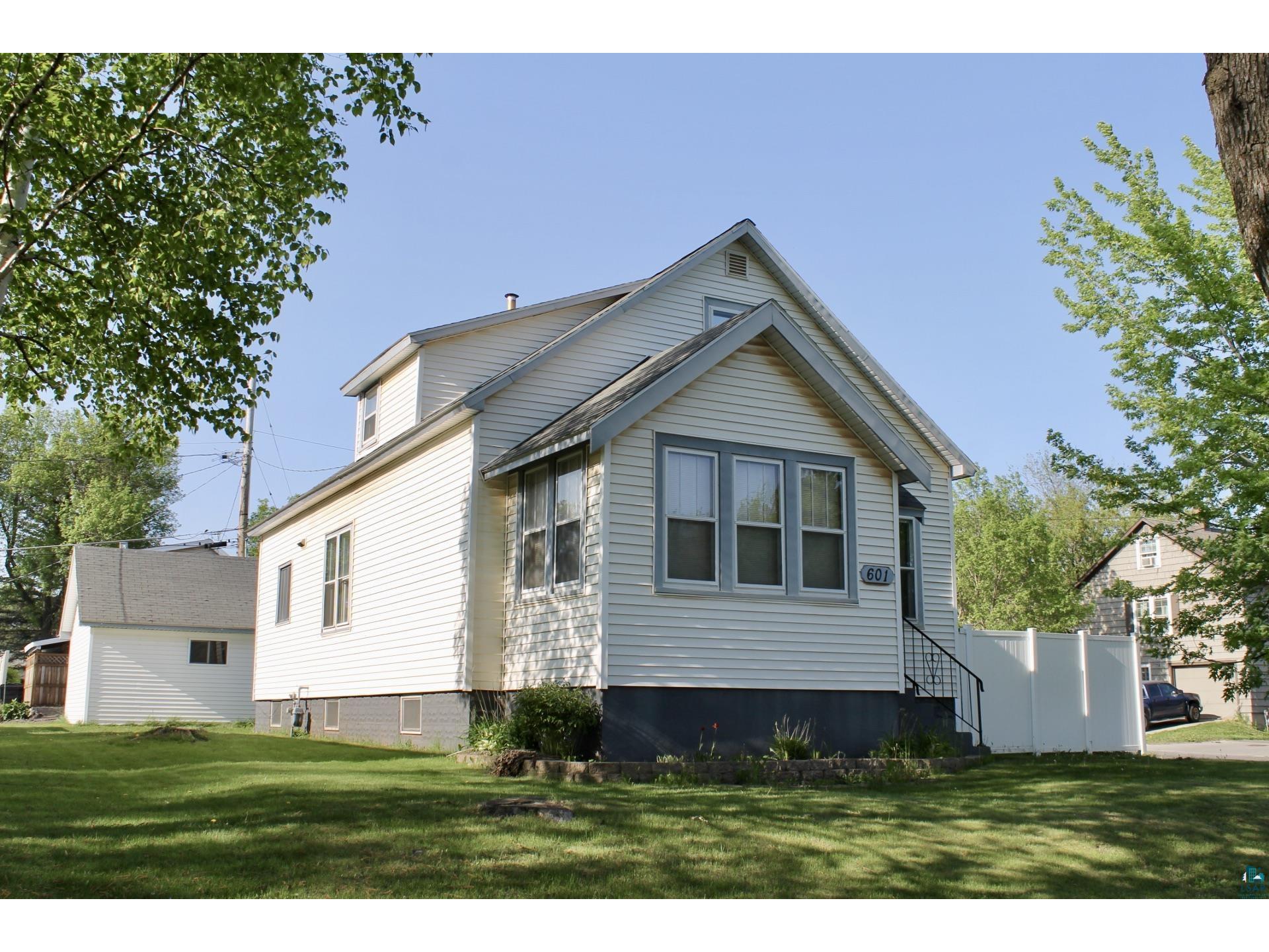 601 11th St S Virginia MN 55792 6107393 image1