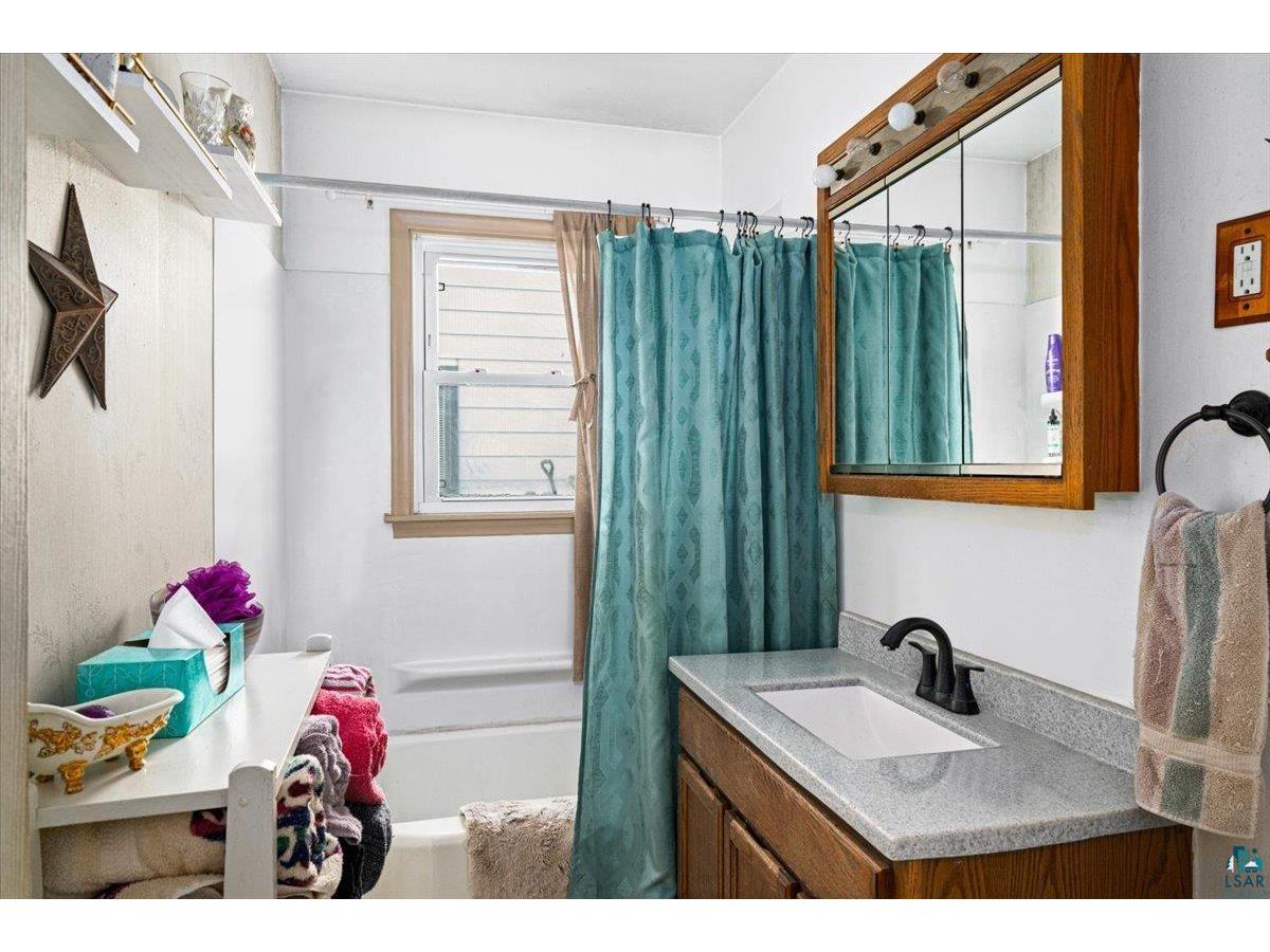 601 12th Ave Two Harbors MN 55616 6123471 image18