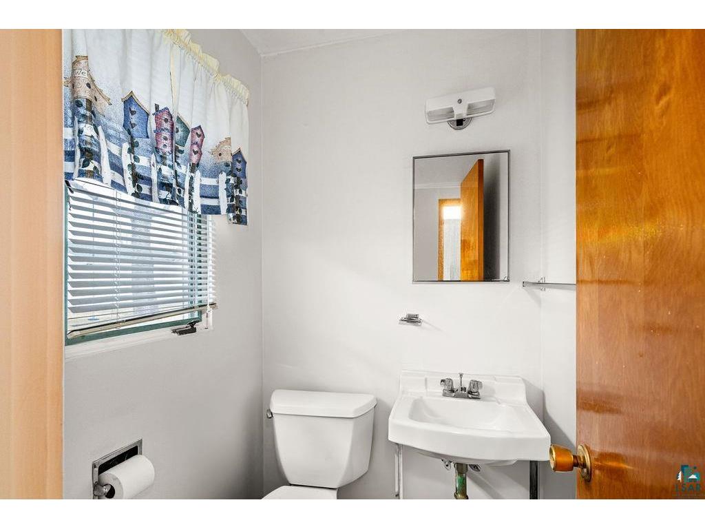 601 13th Ave Two Harbors MN 55616 6118520 image24