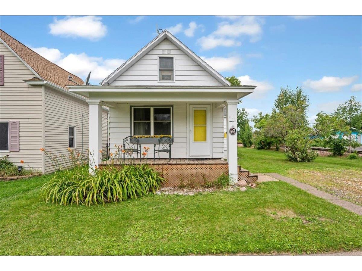 601 3rd Ave E Superior WI 54880 6121716 image1