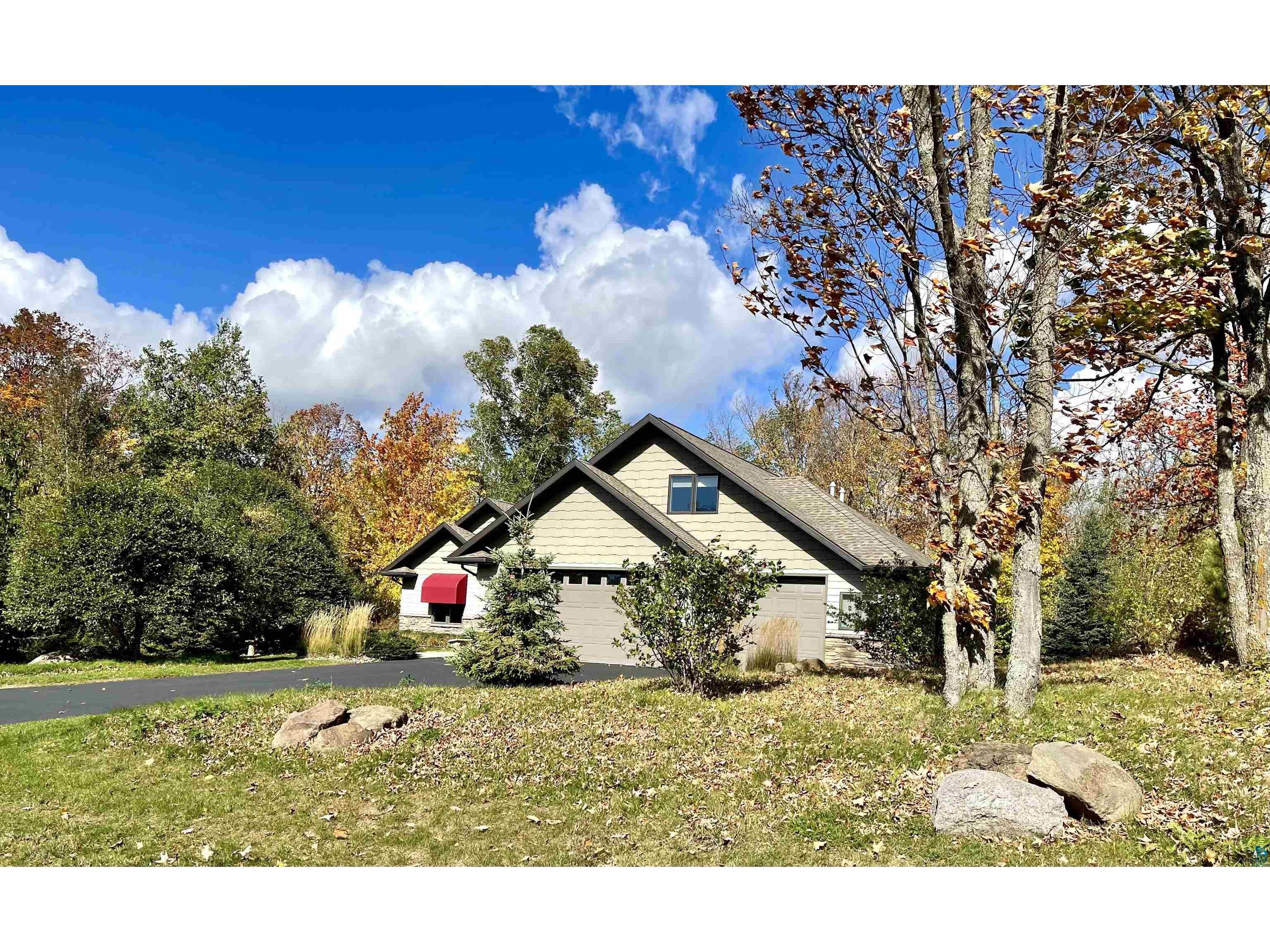 601 Crystal Dr Duluth MN 55811 6112504 image1