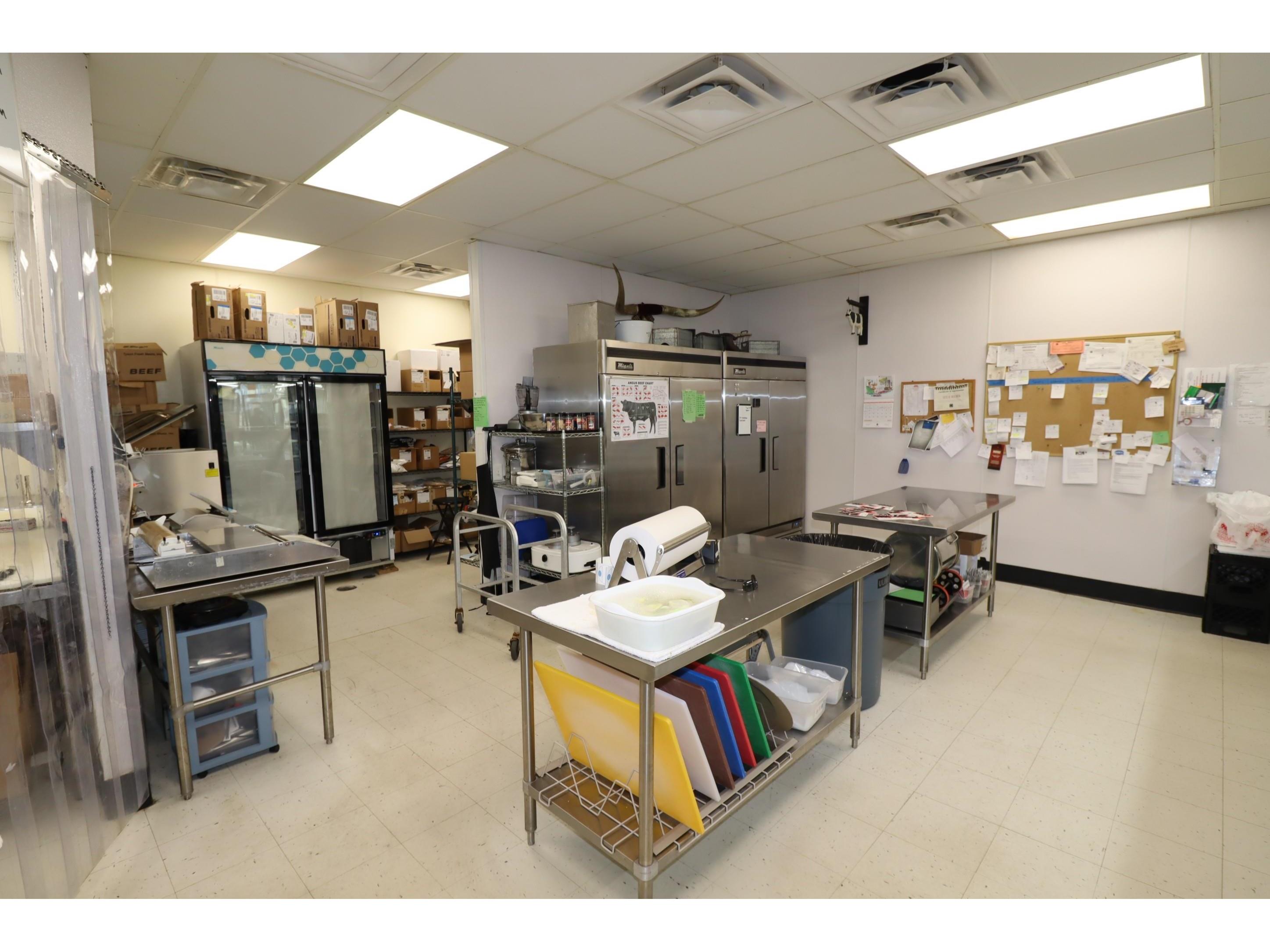 601 Lake Shore Dr E Ashland WI 54806 6122921 image11