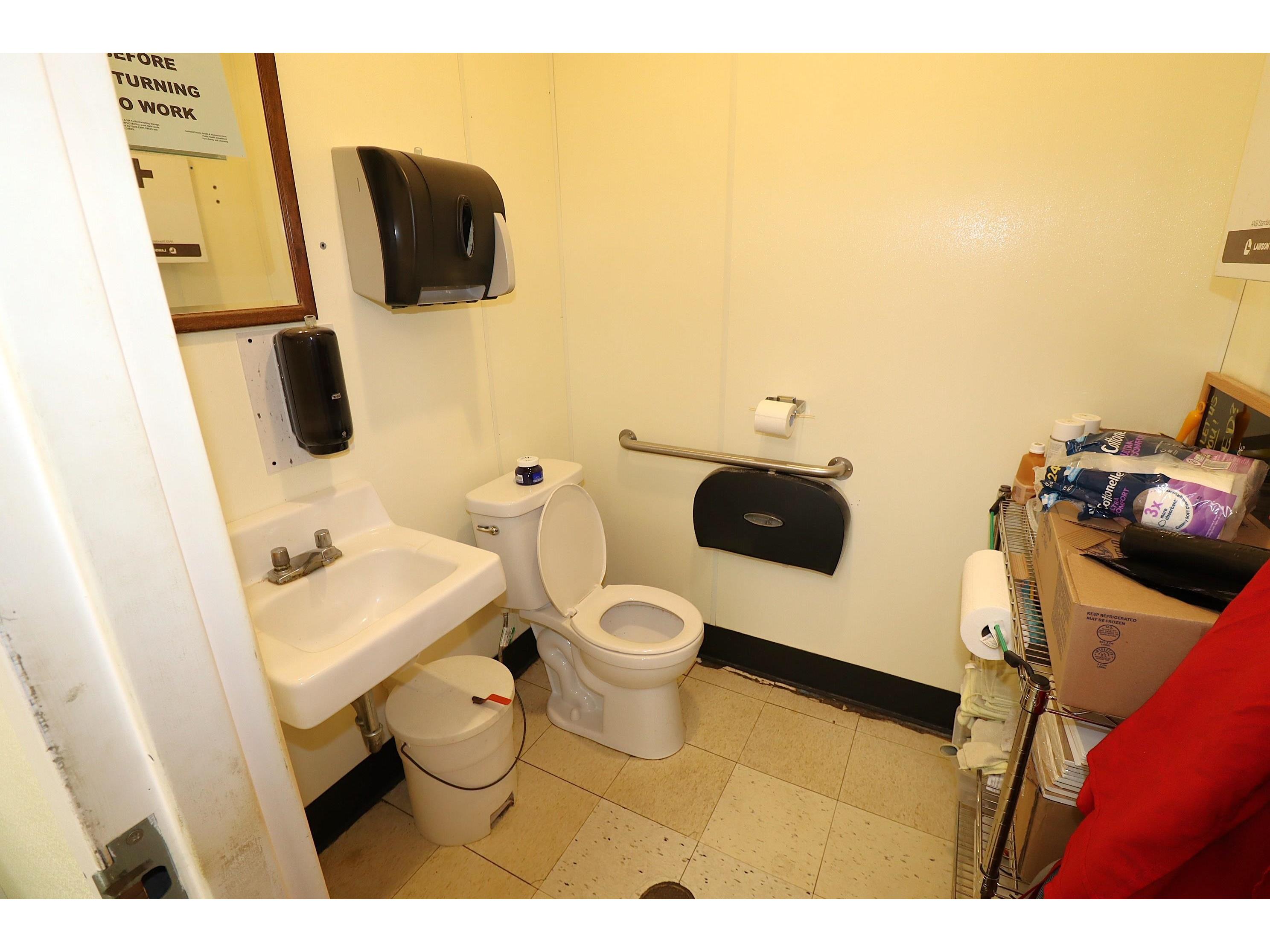 601 Lake Shore Dr E Ashland WI 54806 6122921 image17