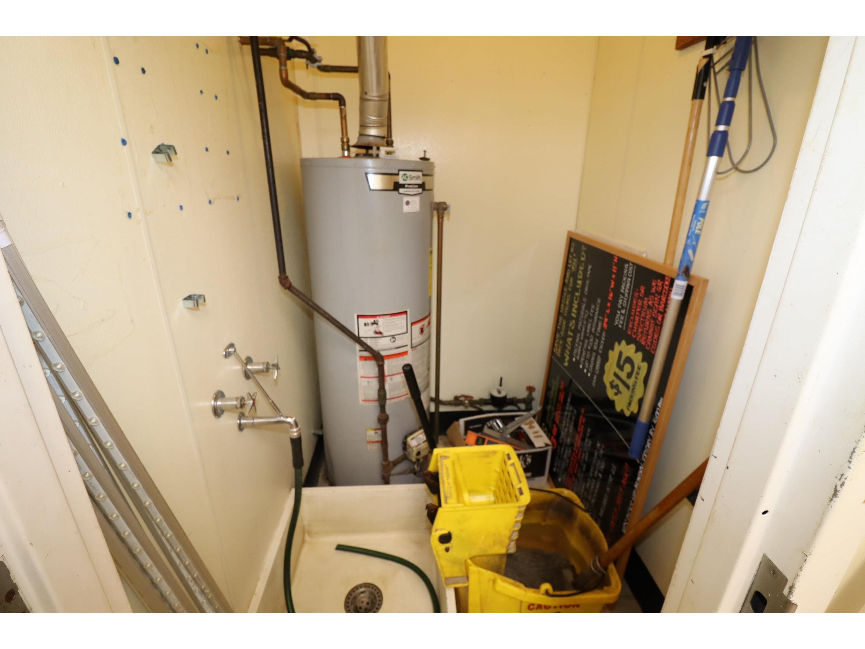 601 Lake Shore Dr E Ashland WI 54806 6122921 image18