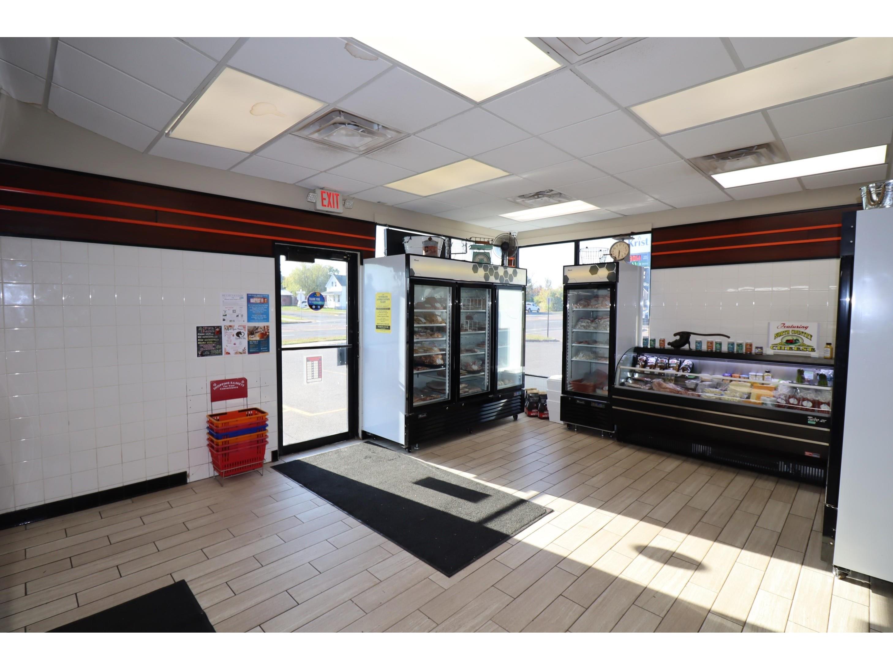 601 Lake Shore Dr E Ashland WI 54806 6123637 image7