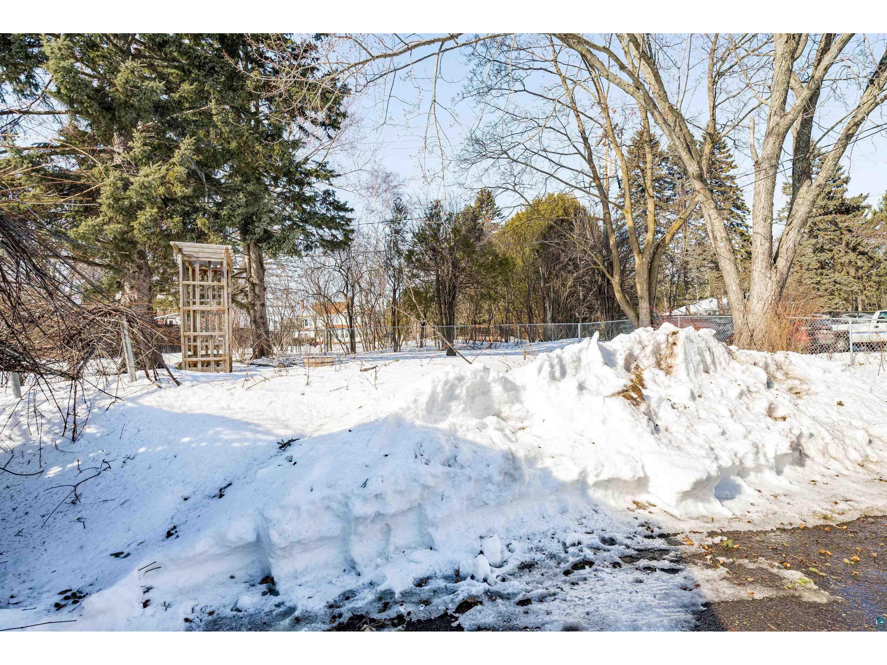 6015 E Superior St Duluth MN 55804 6123860 image35