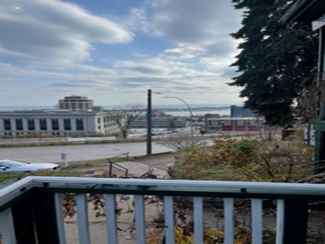 602 W 3rd St Duluth MN 55806 6121253 image4