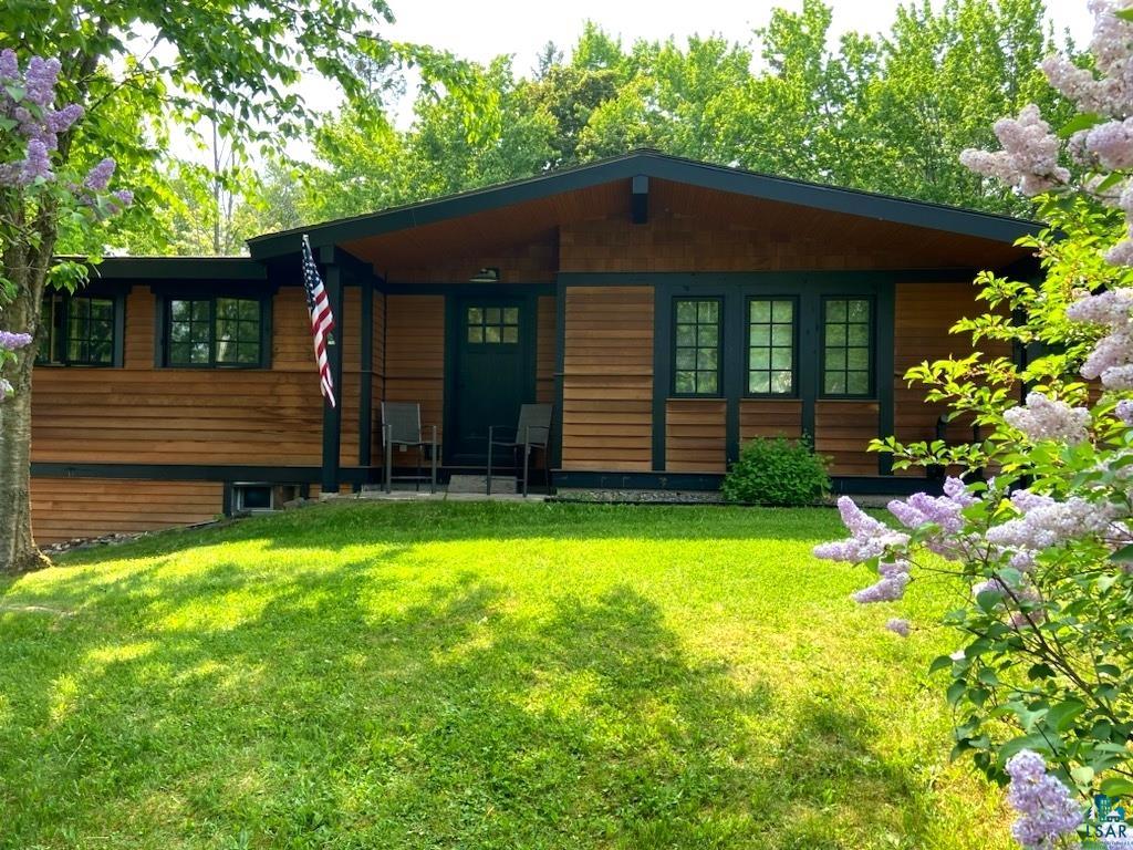 603 W 6th St Washburn WI 54891 6108743 image1