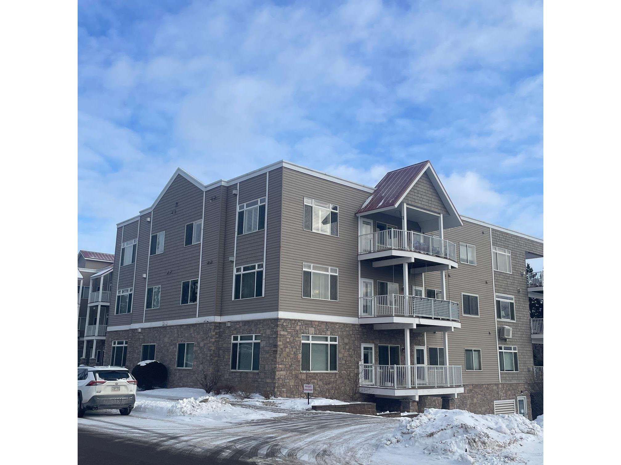 6030 E Superior St Duluth MN 55804 6123490 image1