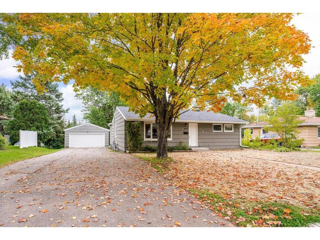 604 24th St Cloquet MN 55720 6122053 image1