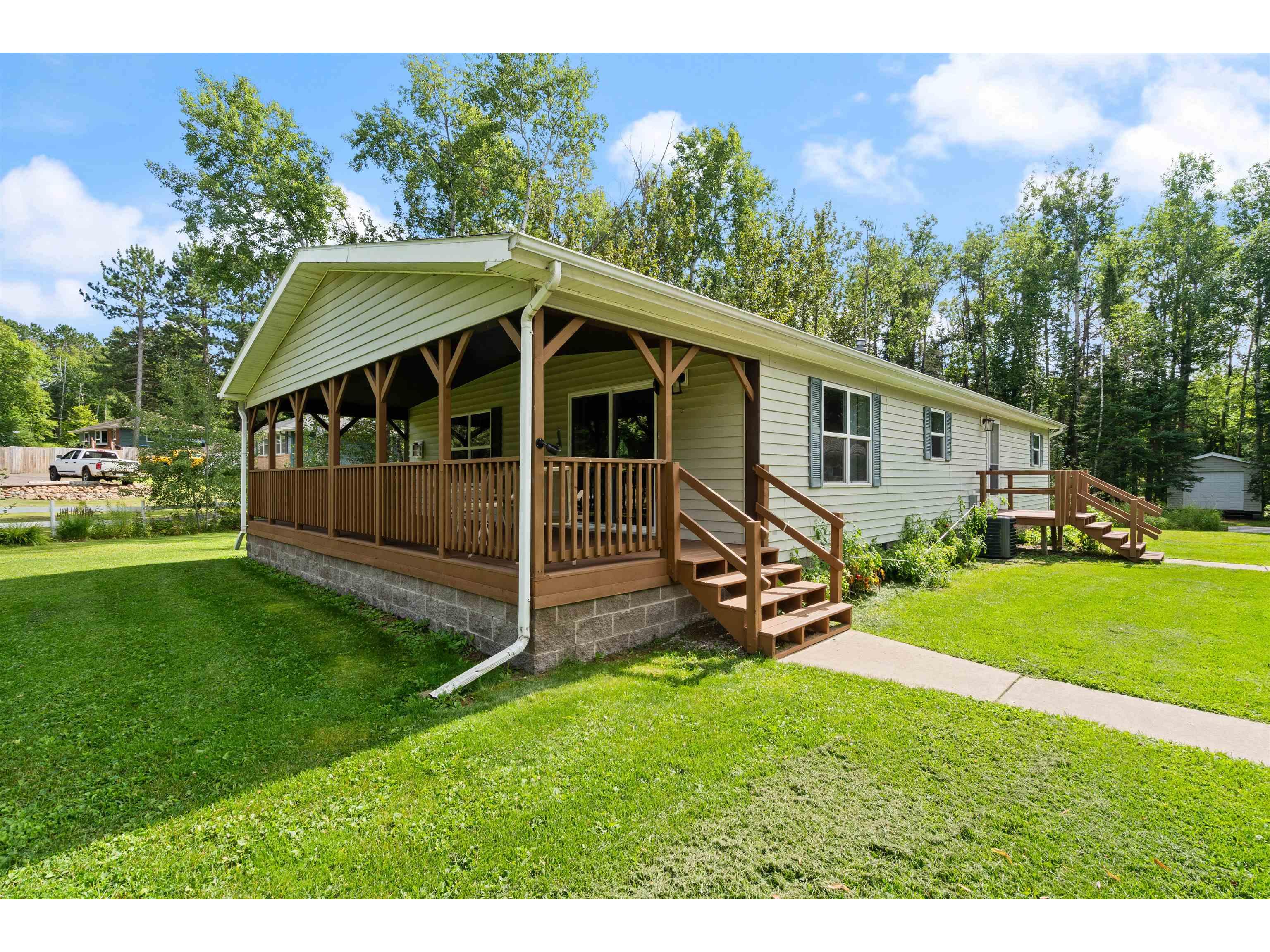 6048 Old Miller Trunk Hwy Duluth MN 55811 6121571 image1