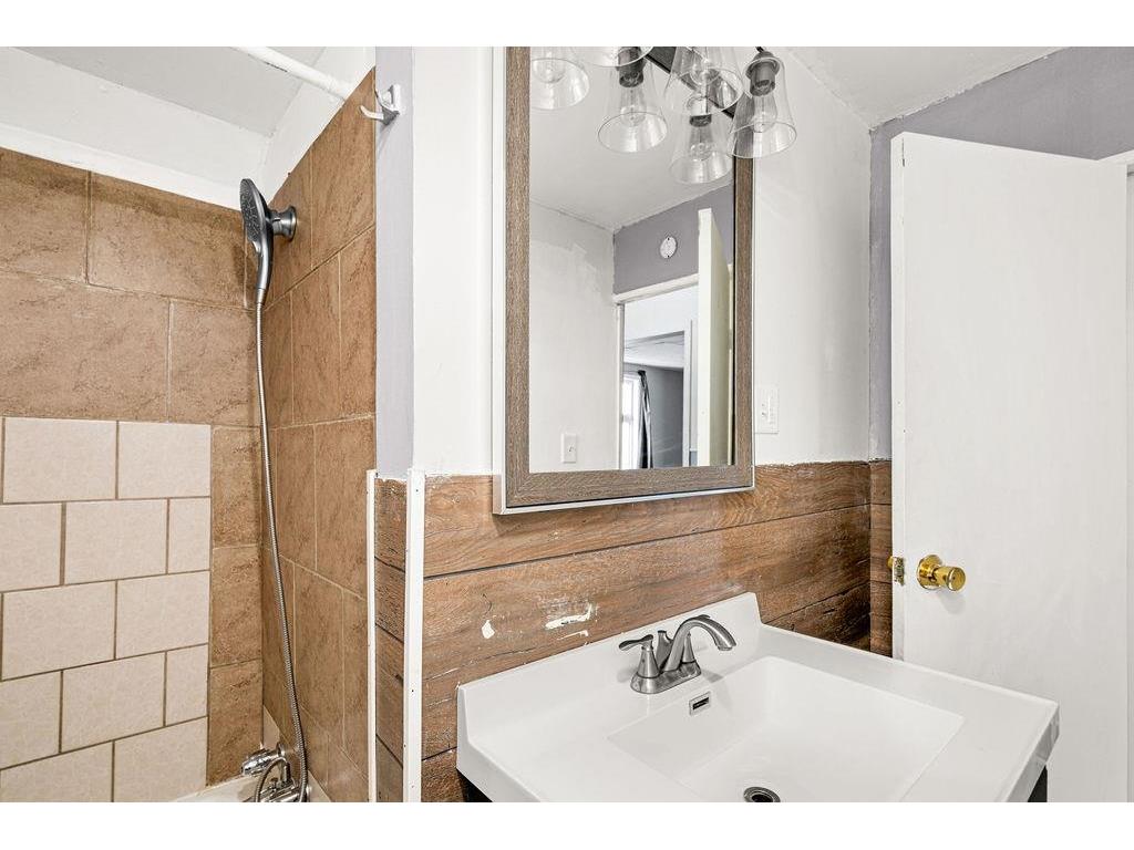 605 Weeks Ave Superior WI 54880 6123187 image13