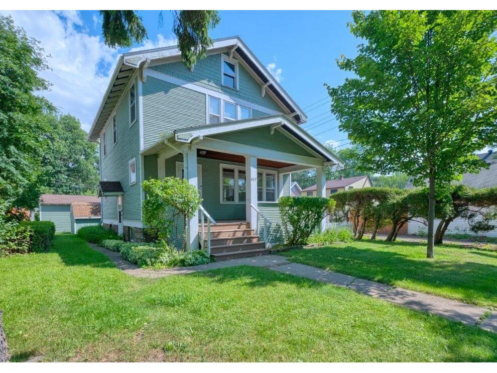 607 E 22nd St Hibbing MN 55746 6120545 image1