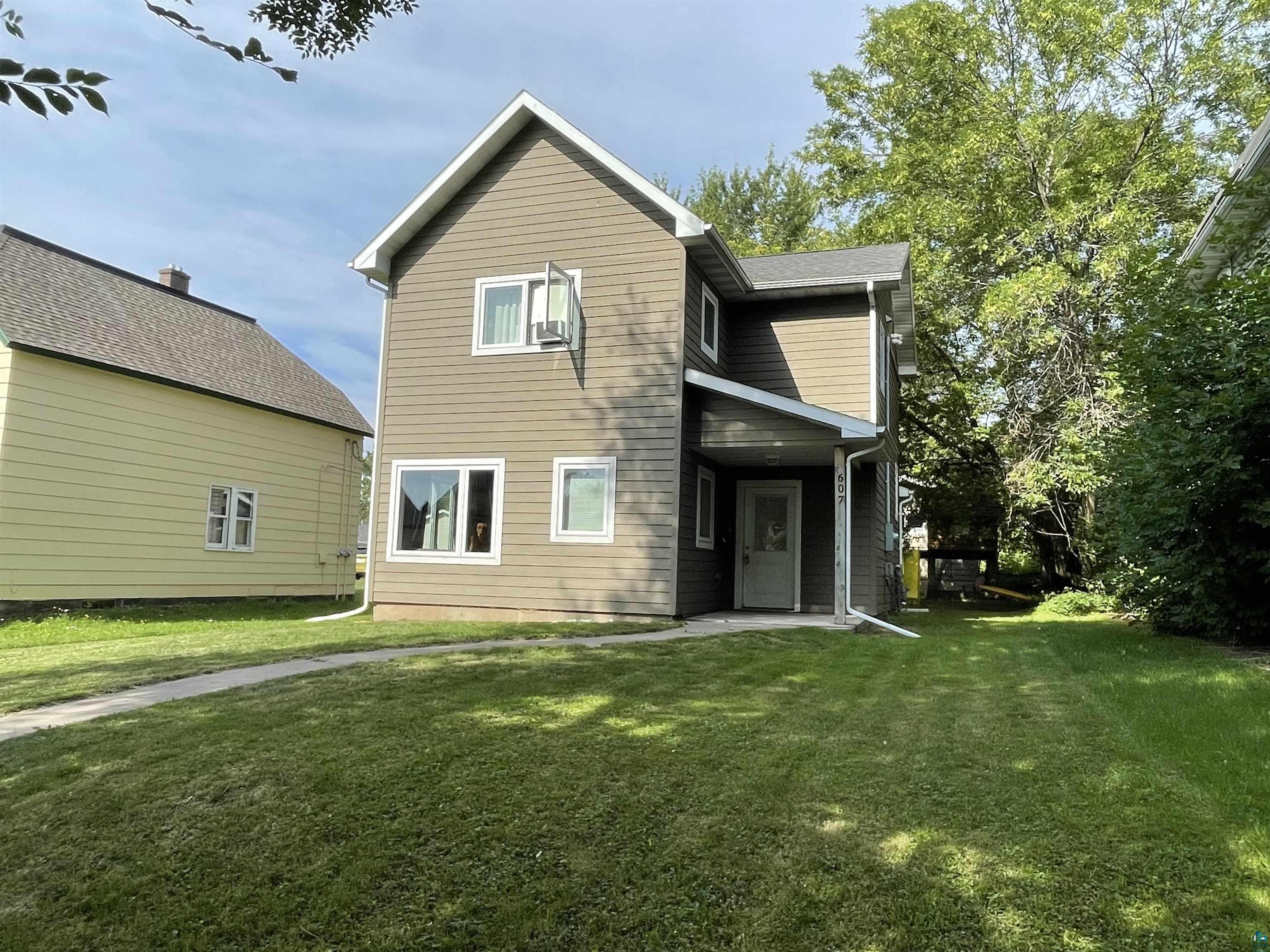 607 N 60th Ave W Duluth MN 55807 6109782 image1