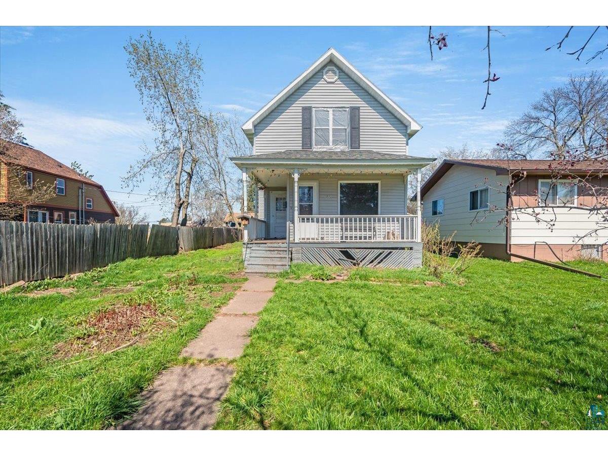 608 16th Ave W Ashland WI 54806 6113549 image1