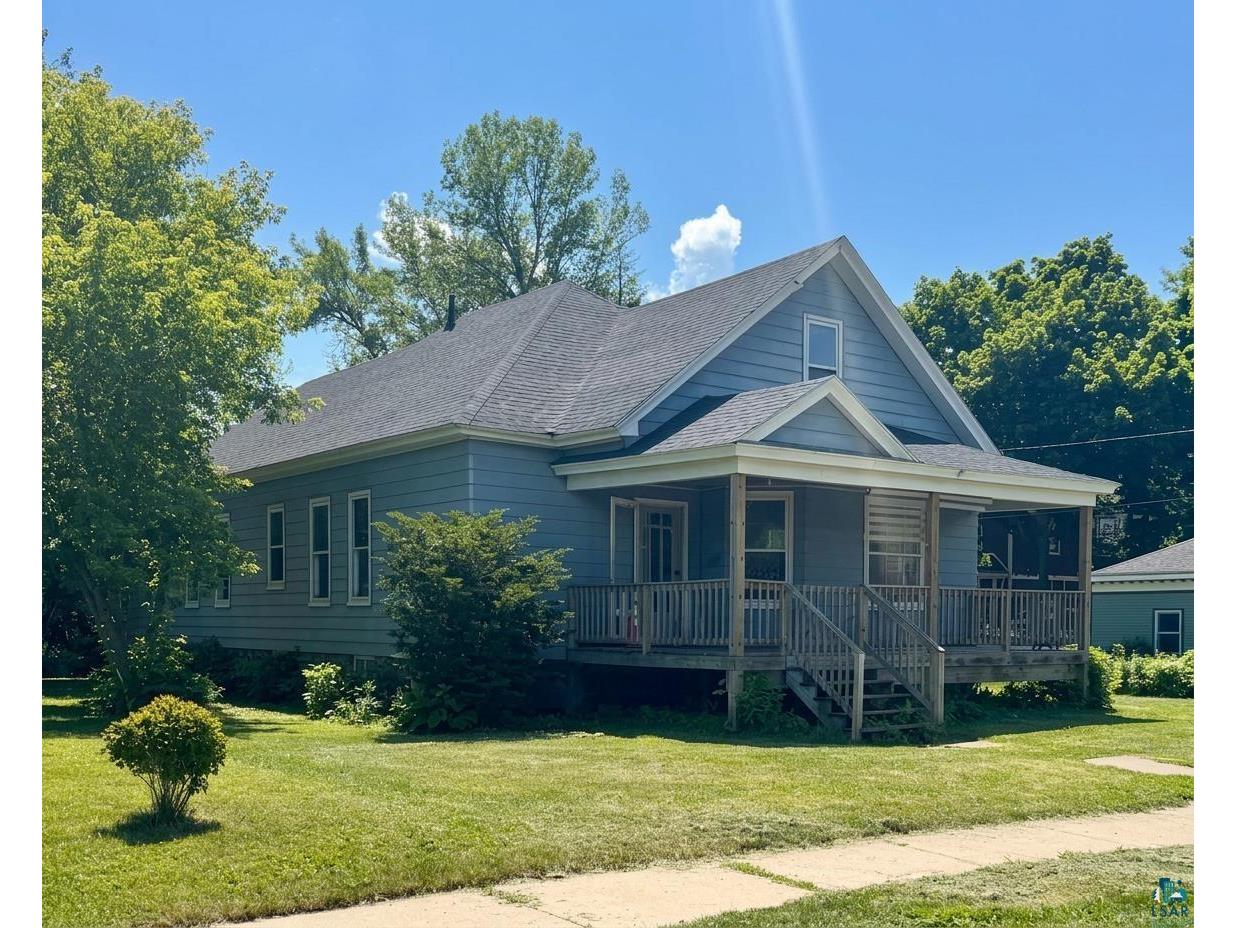 608 7th St W Ashland WI 54806 6126690 image1