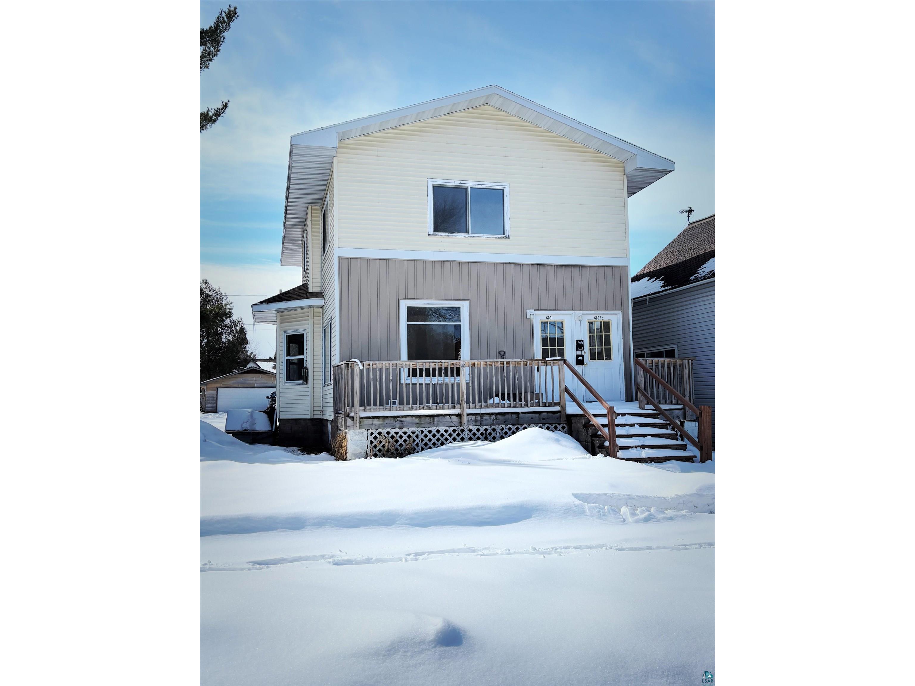 609 10th Ave W Ashland WI 54806 6124008 image1