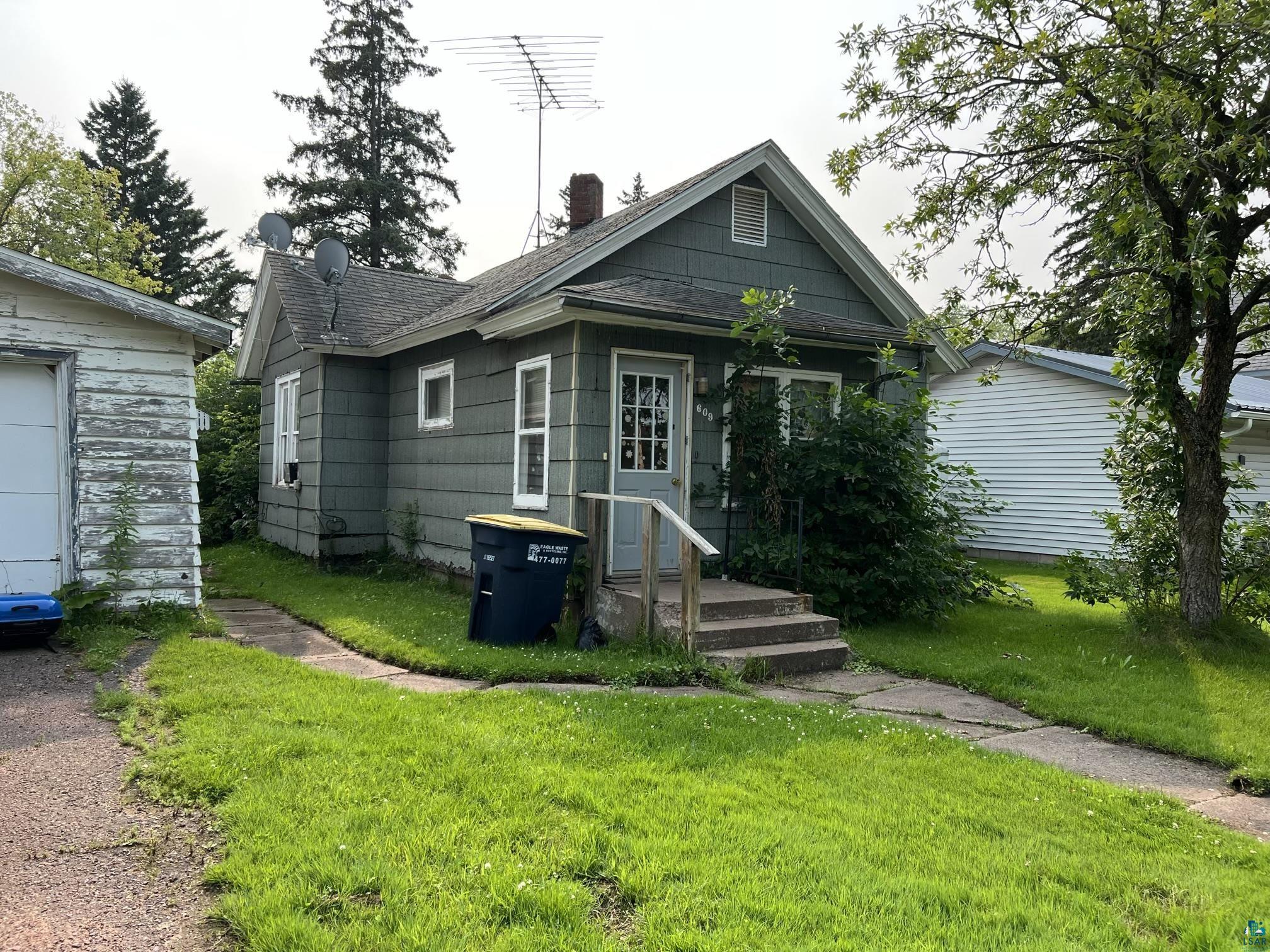 609 14th Ave E Ashland WI 54806 6120930 image1