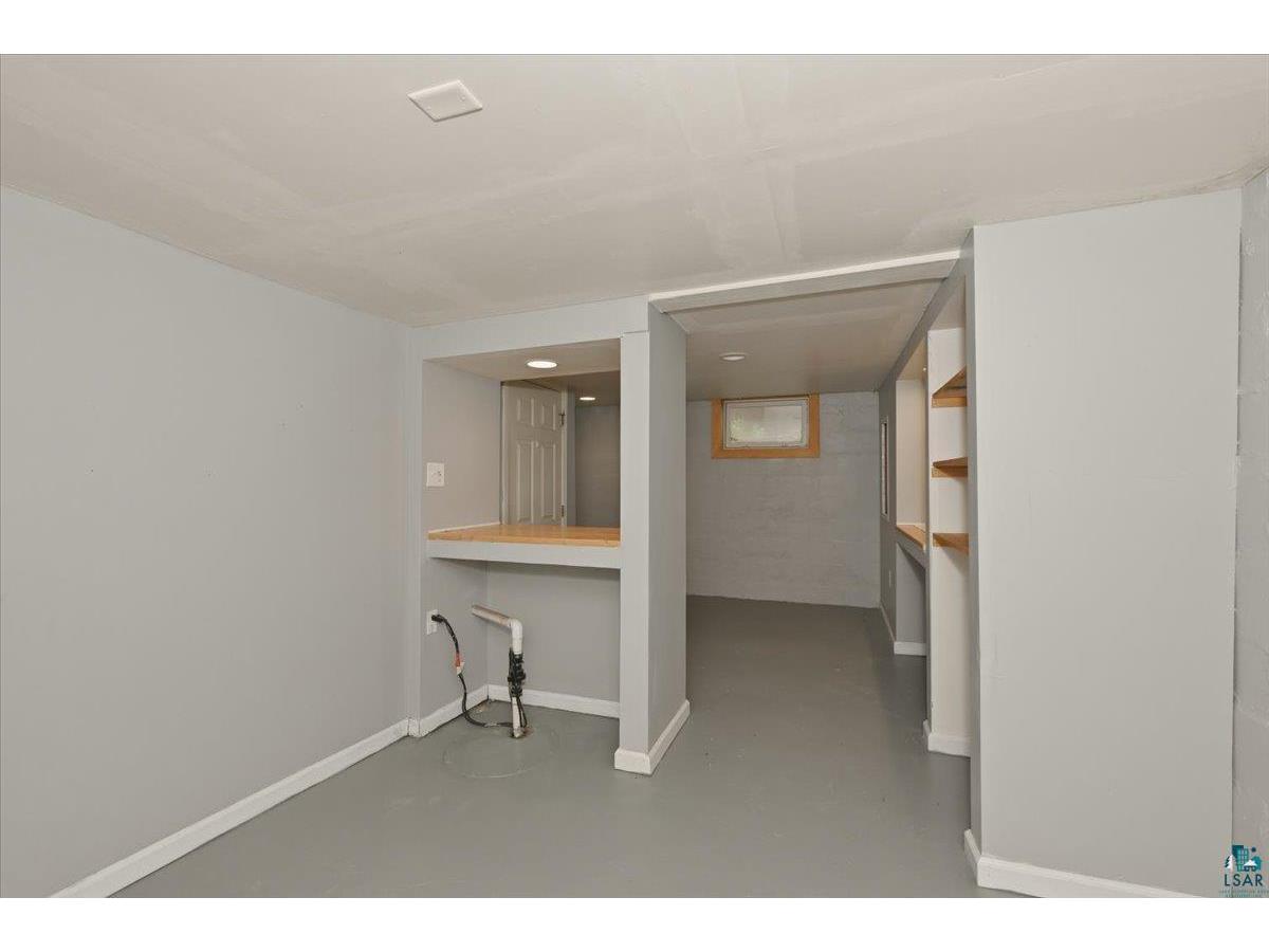 609 E 6th St Duluth MN 55805 6125970 image18
