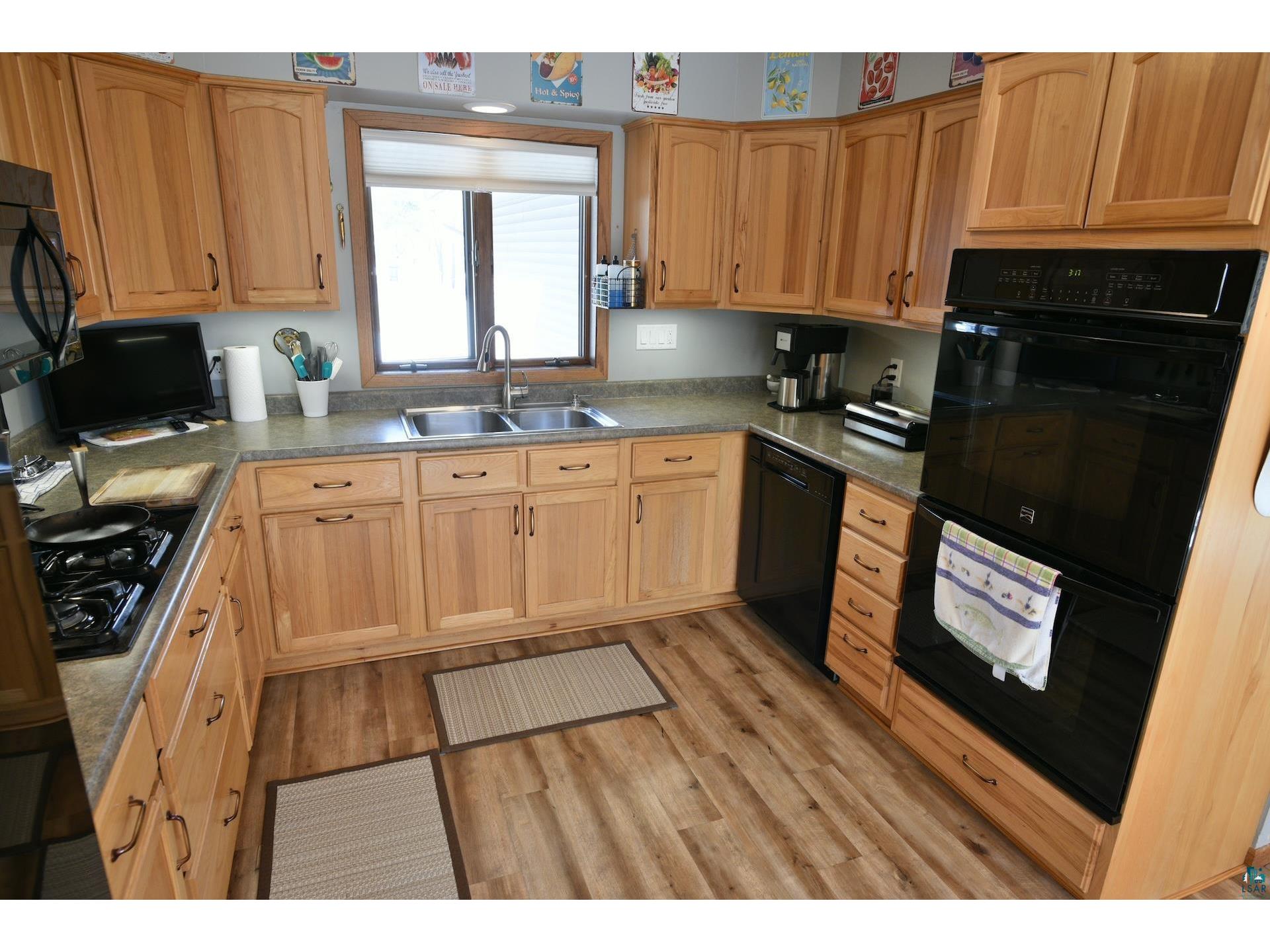 610 Hillside Dr Washburn WI 54891 6124174 image10
