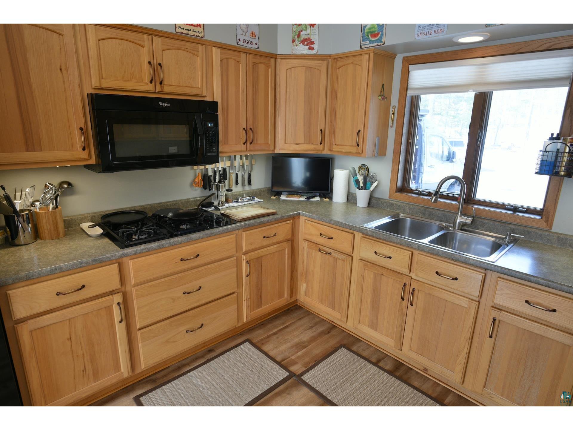 610 Hillside Dr Washburn WI 54891 6124174 image11