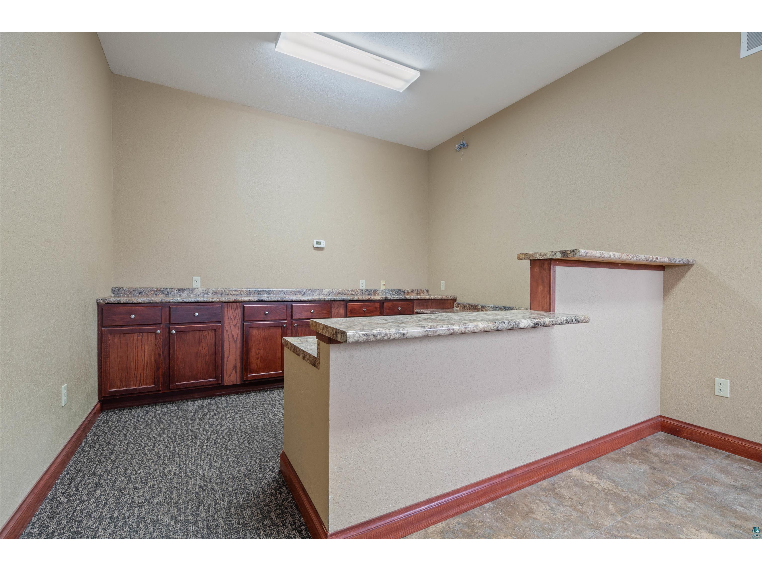 610 Ogden Ave Superior WI 54880 6125959 image2