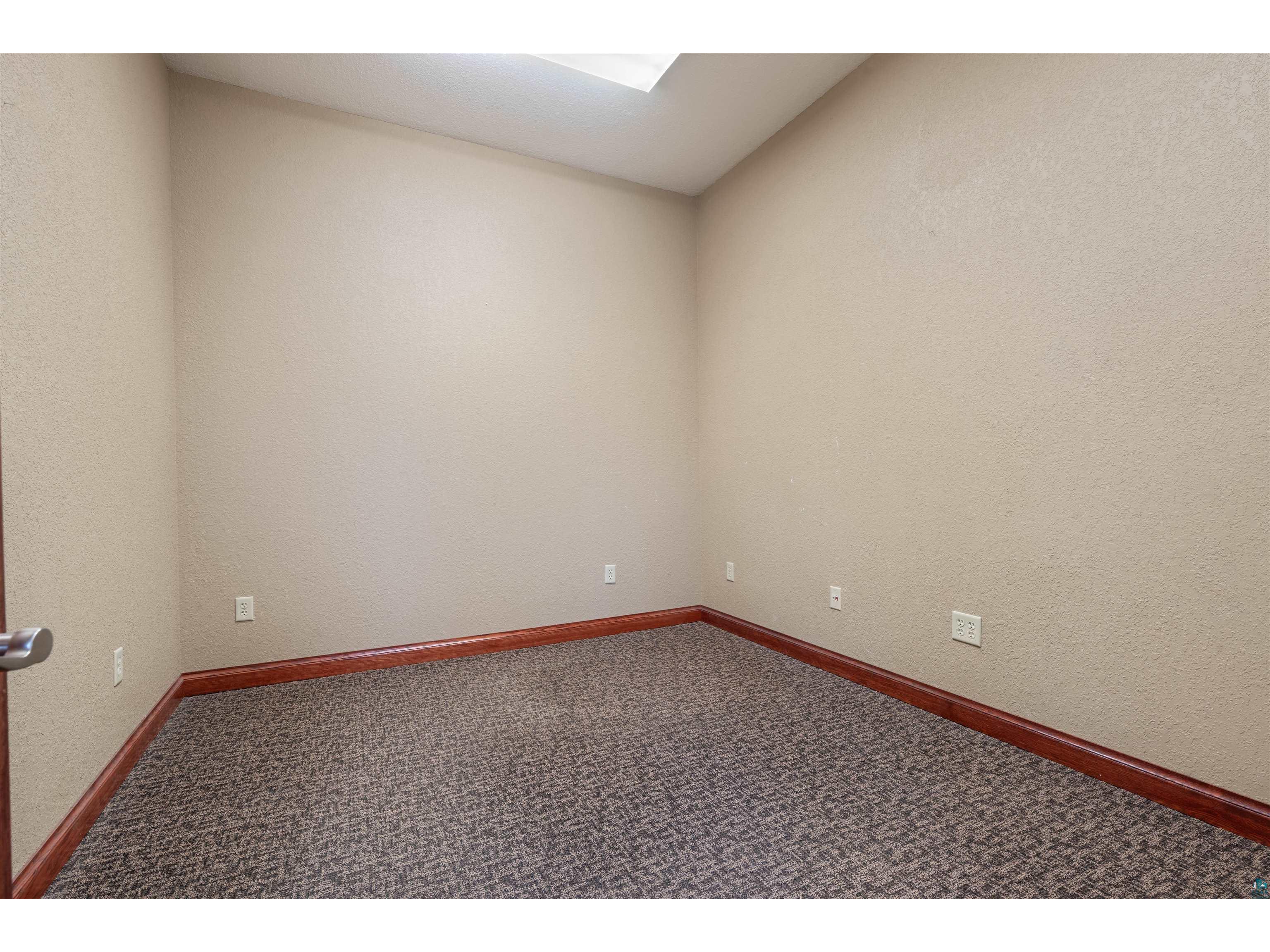 610 Ogden Ave Superior WI 54880 6125959 image5