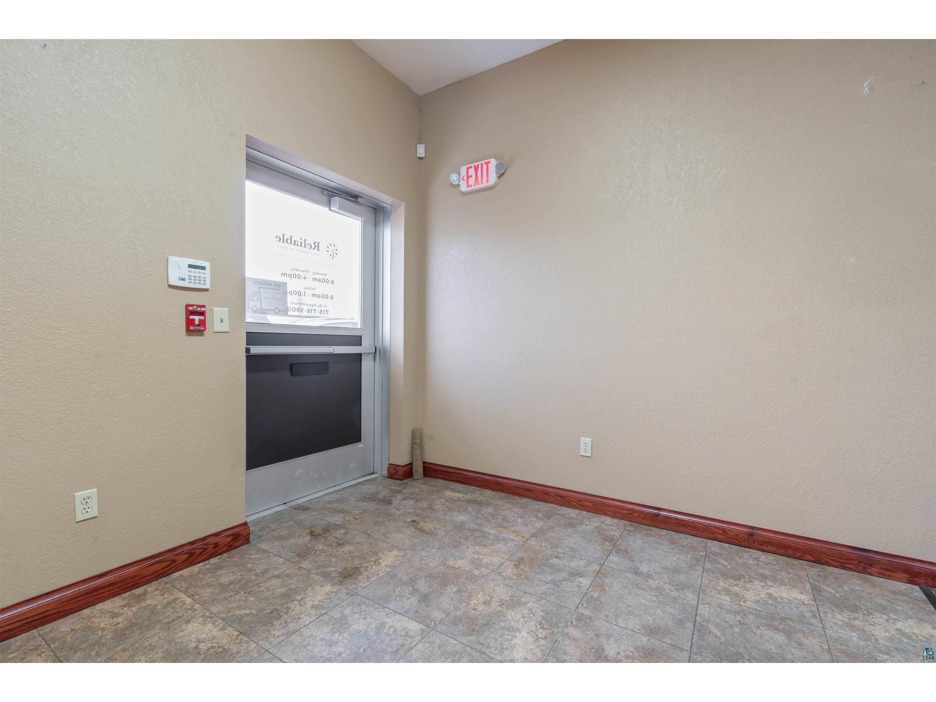 610 Ogden Ave Superior WI 54880 6125959 image9