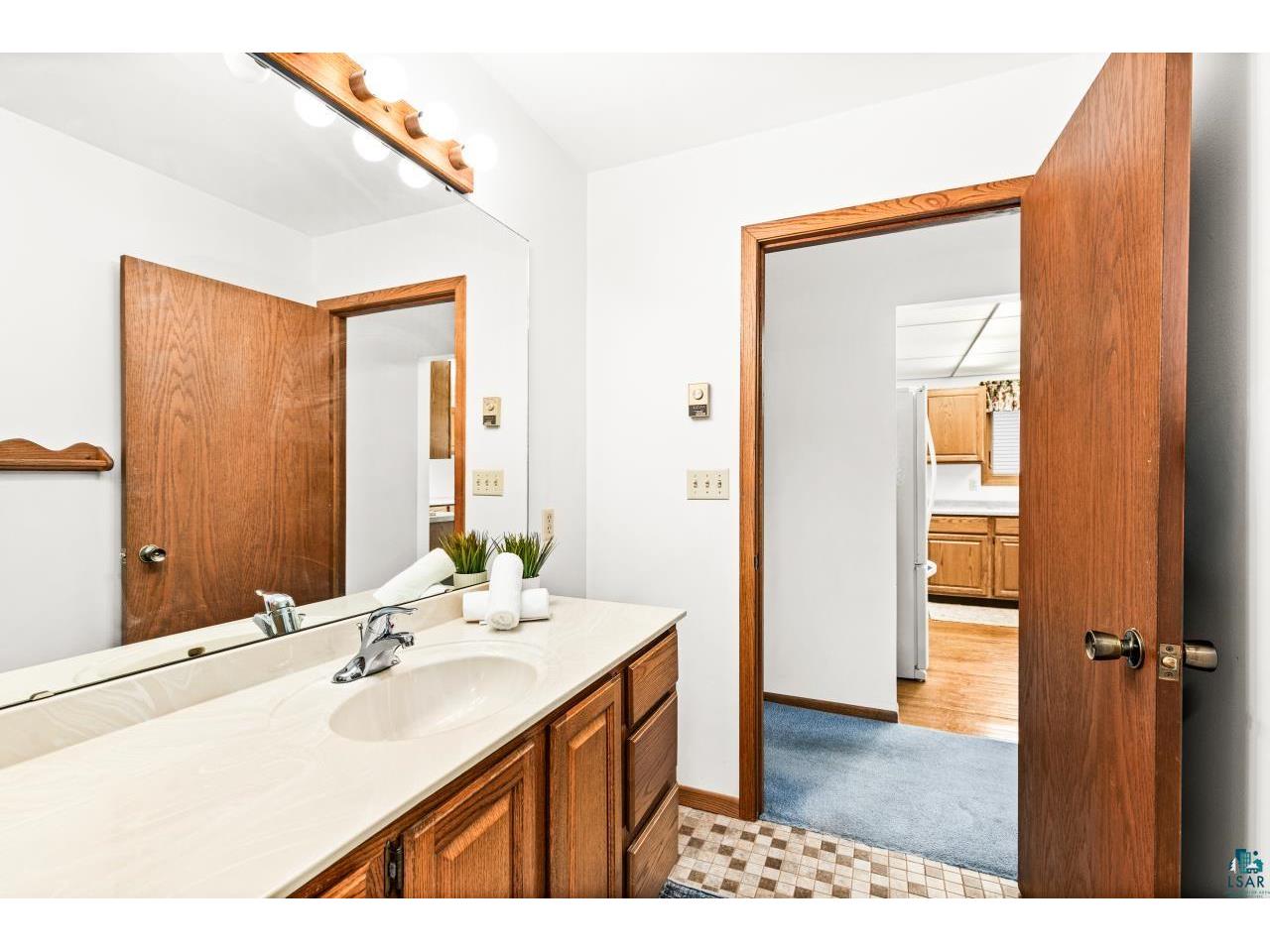 6101 Olney St Duluth MN 55807 6126631 image19