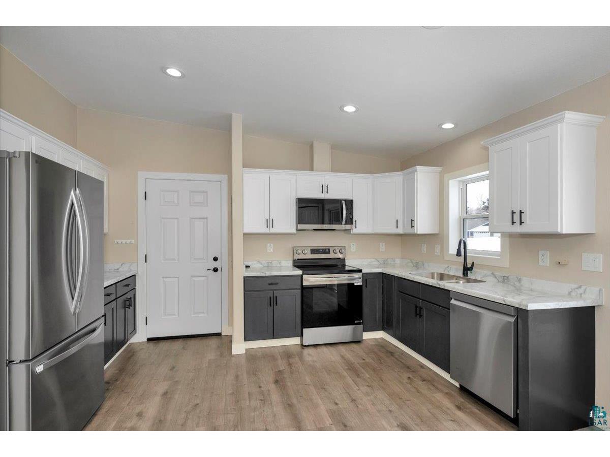 611 Wrenshall St Wrenshall MN 55797 6124462 image2