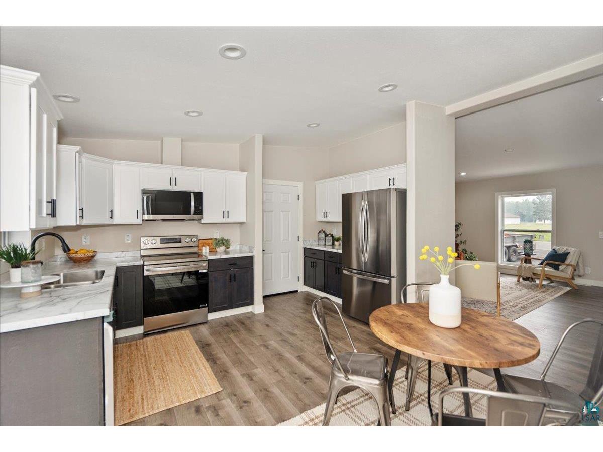 611 Wrenshall St Wrenshall MN 55797 6125731 image3