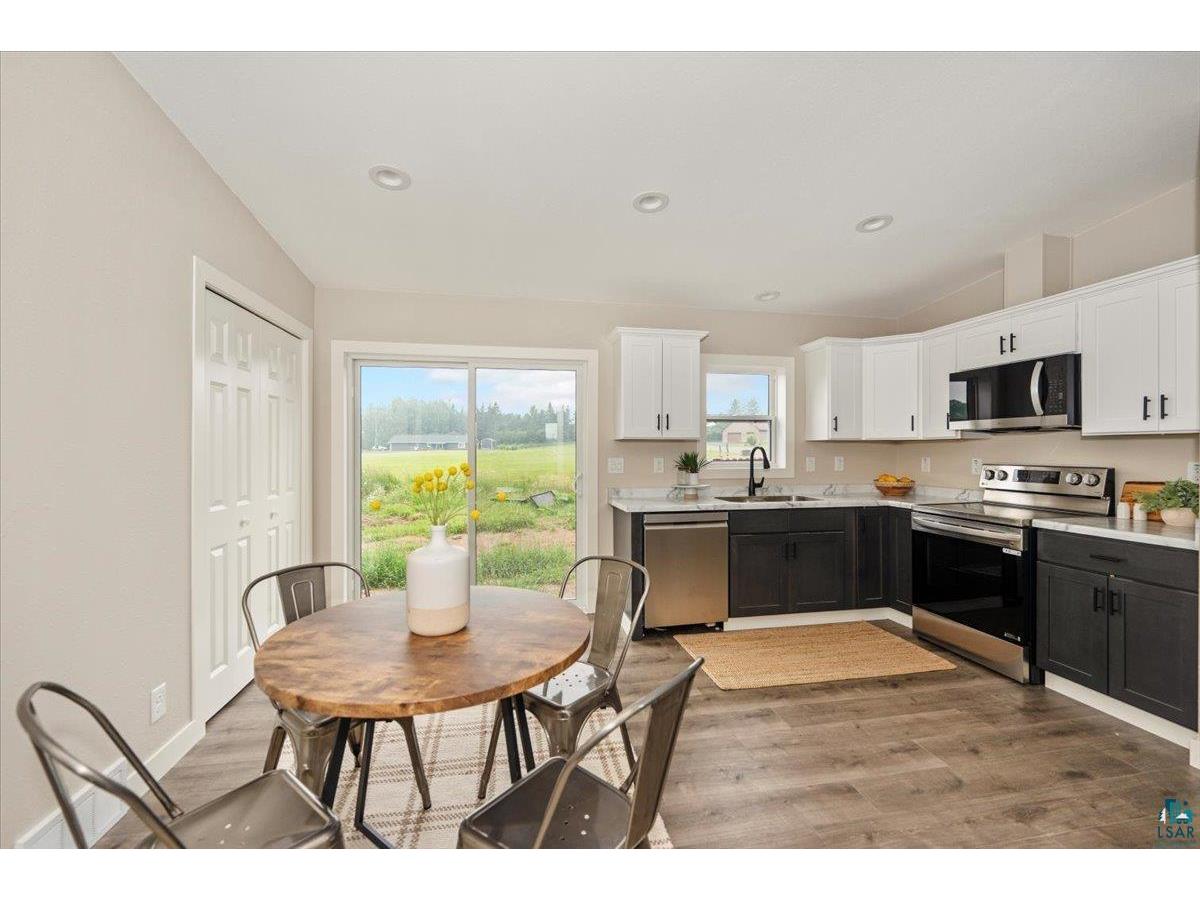 611 Wrenshall St Wrenshall MN 55797 6125731 image4