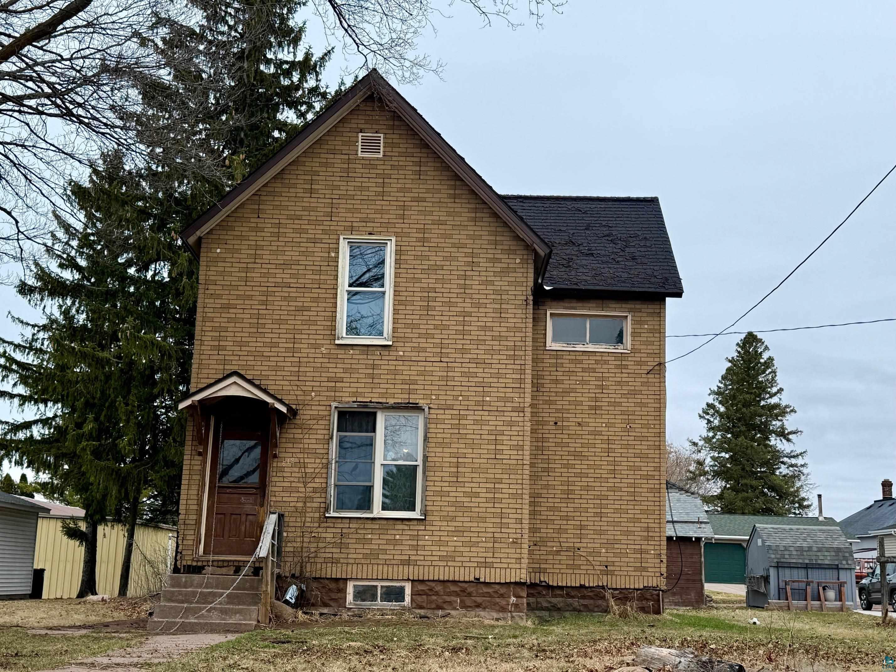 612 15th Ave W Ashland WI 54806 6124489 image1