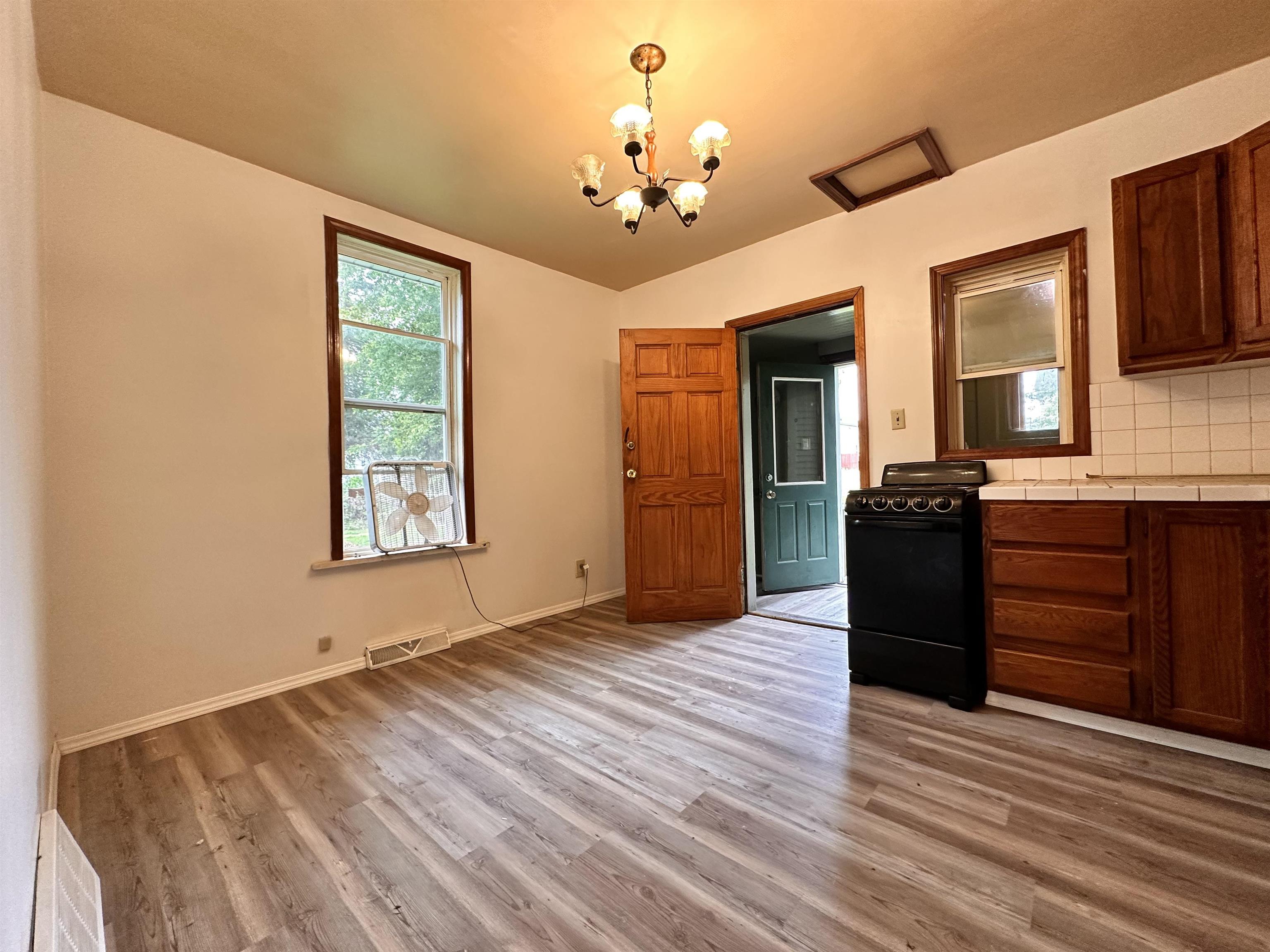 612 St Claire Street Ashland WI 54806 6122861 image16