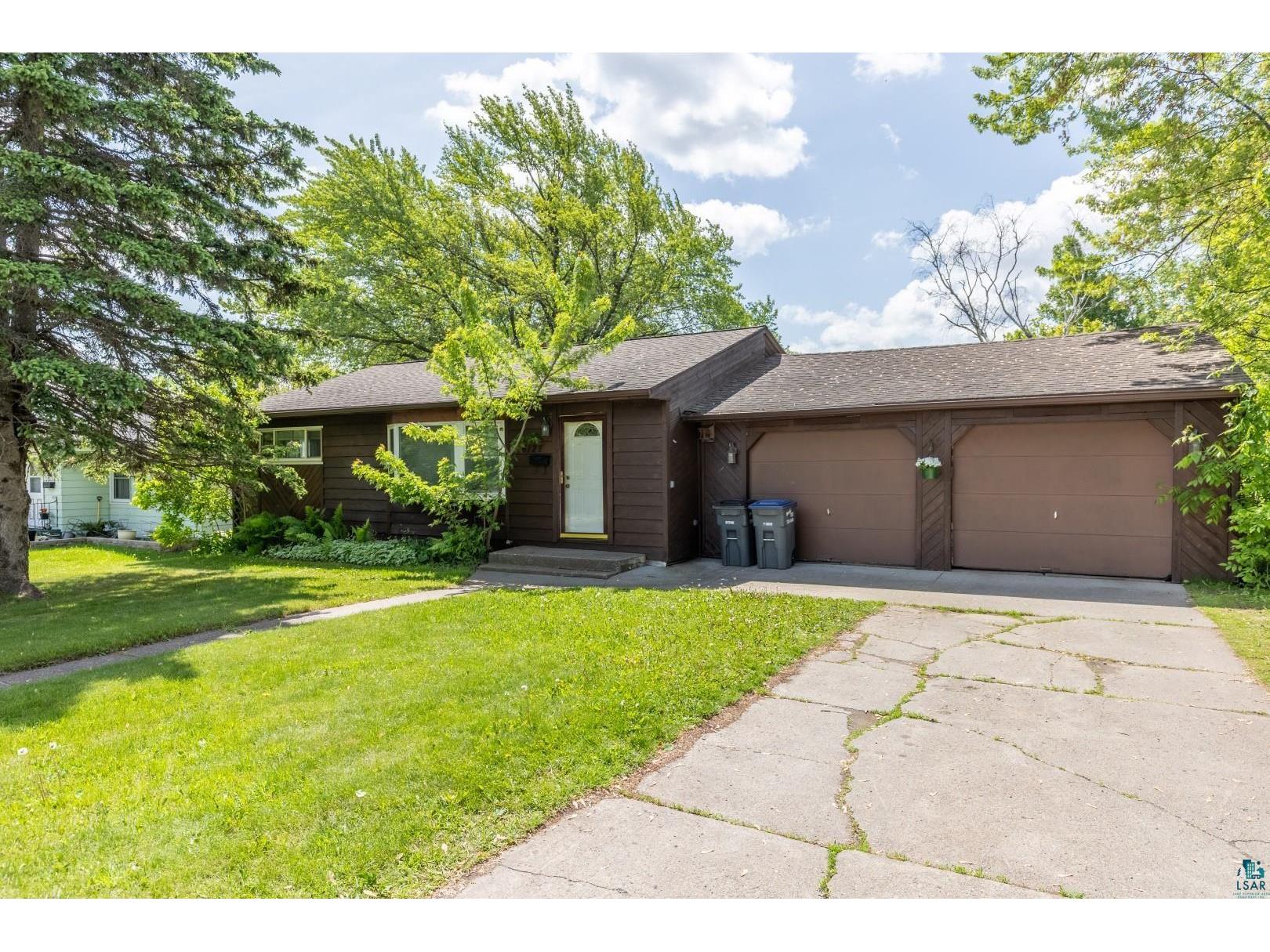 6122 Tacony St Duluth MN 55807 6120219 image1