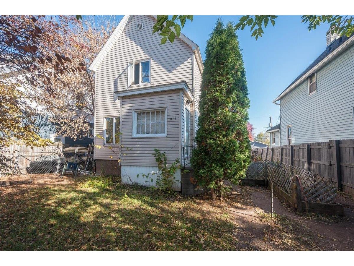614 N 59th Ave W Duluth MN 55807 6123077 image1