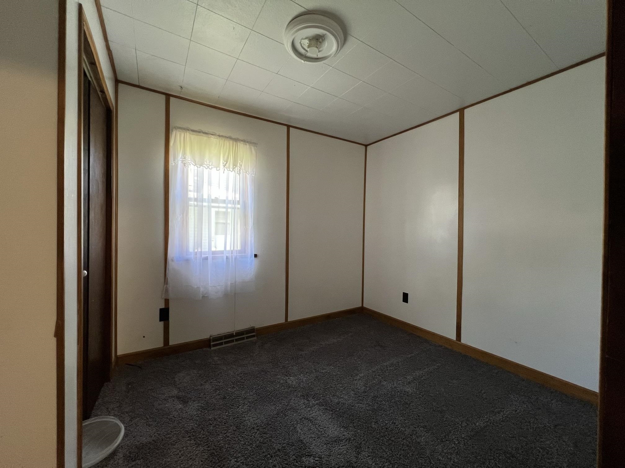 614 St Claire Street Ashland WI 54806 6121936 image13