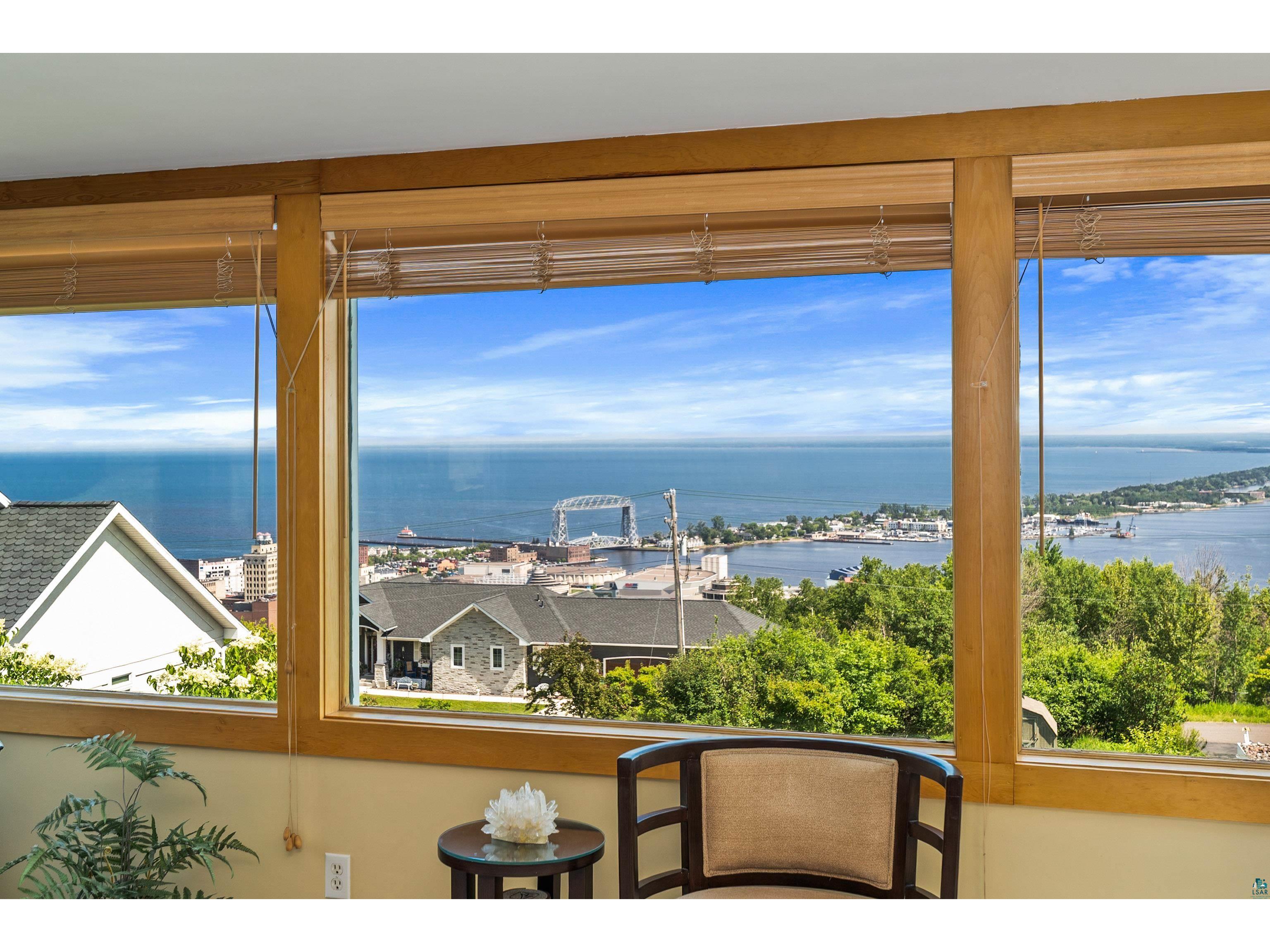 615 W 6th St Duluth MN 55806 6126607 image31