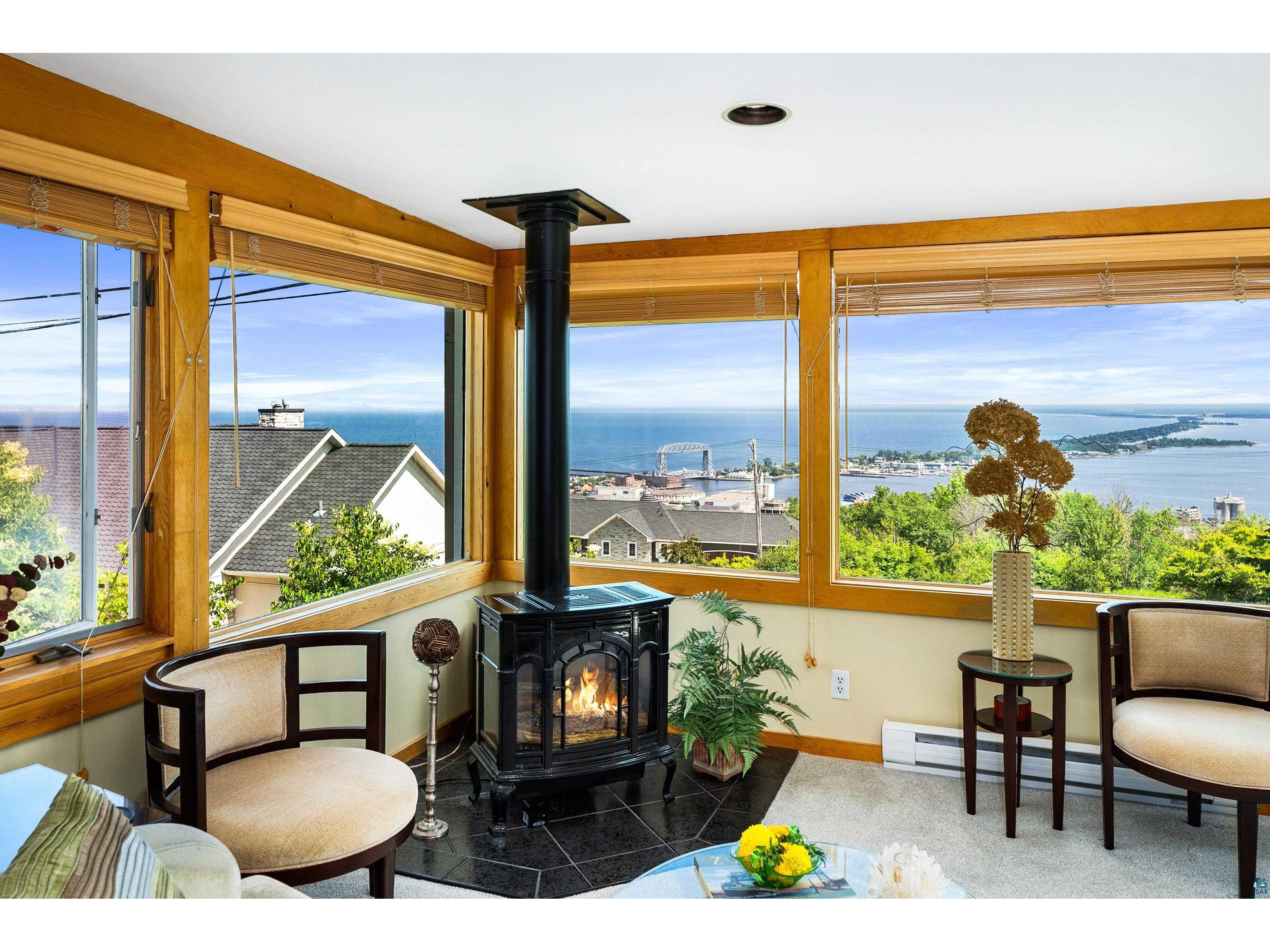 615 W 6th St Duluth MN 55806 6126607 image33
