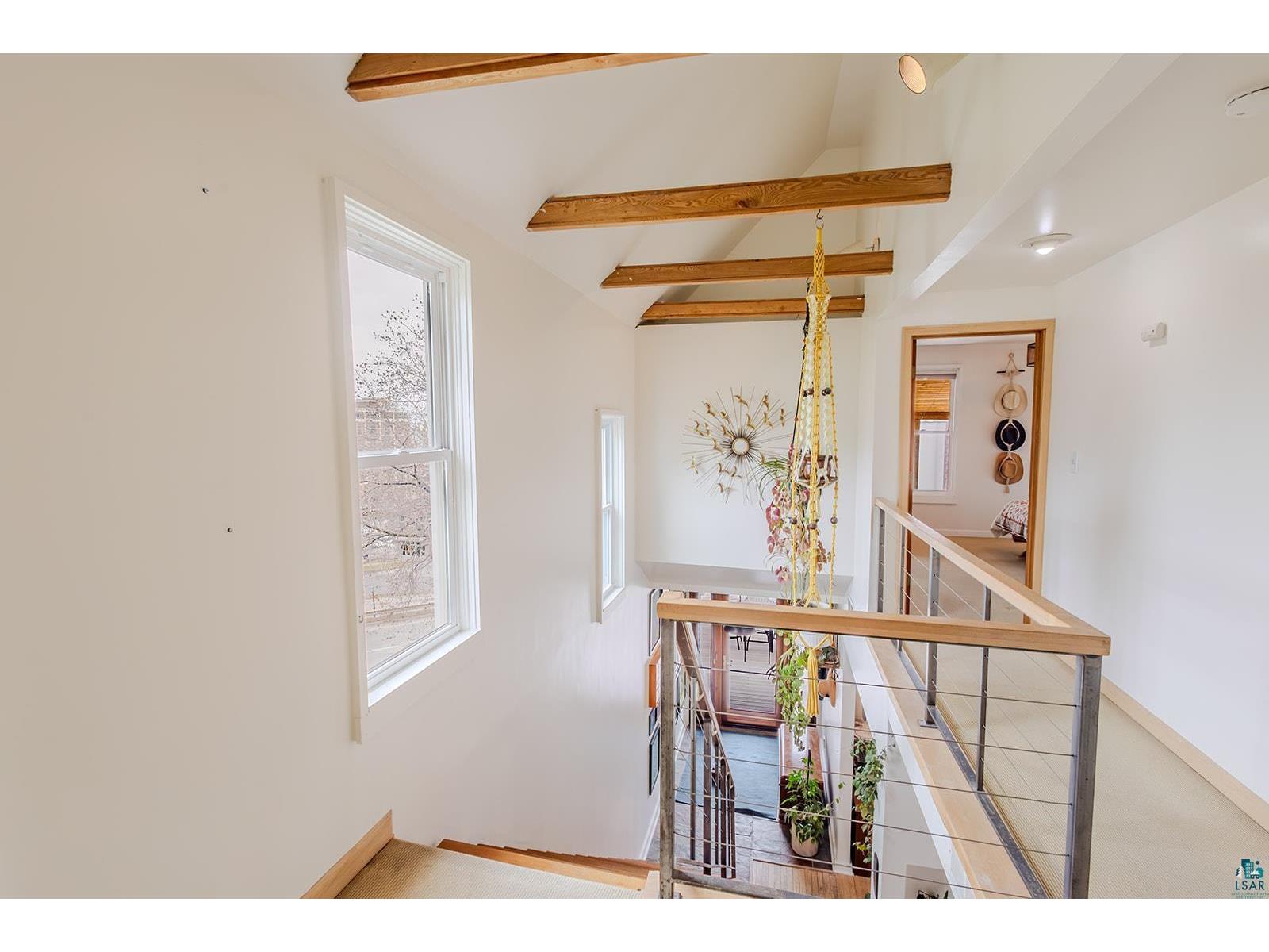 617 W 2nd St Duluth MN 55806 6125029 image21