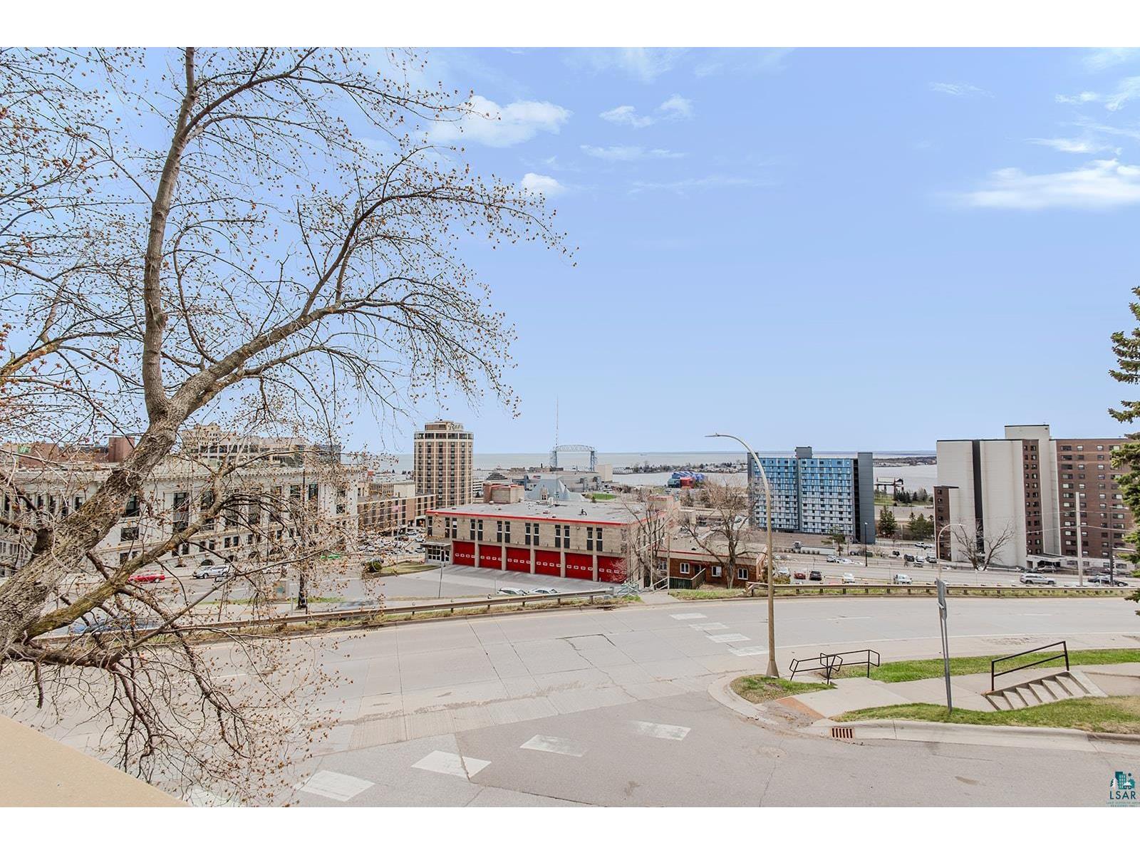 617 W 2nd St Duluth MN 55806 6125029 image38