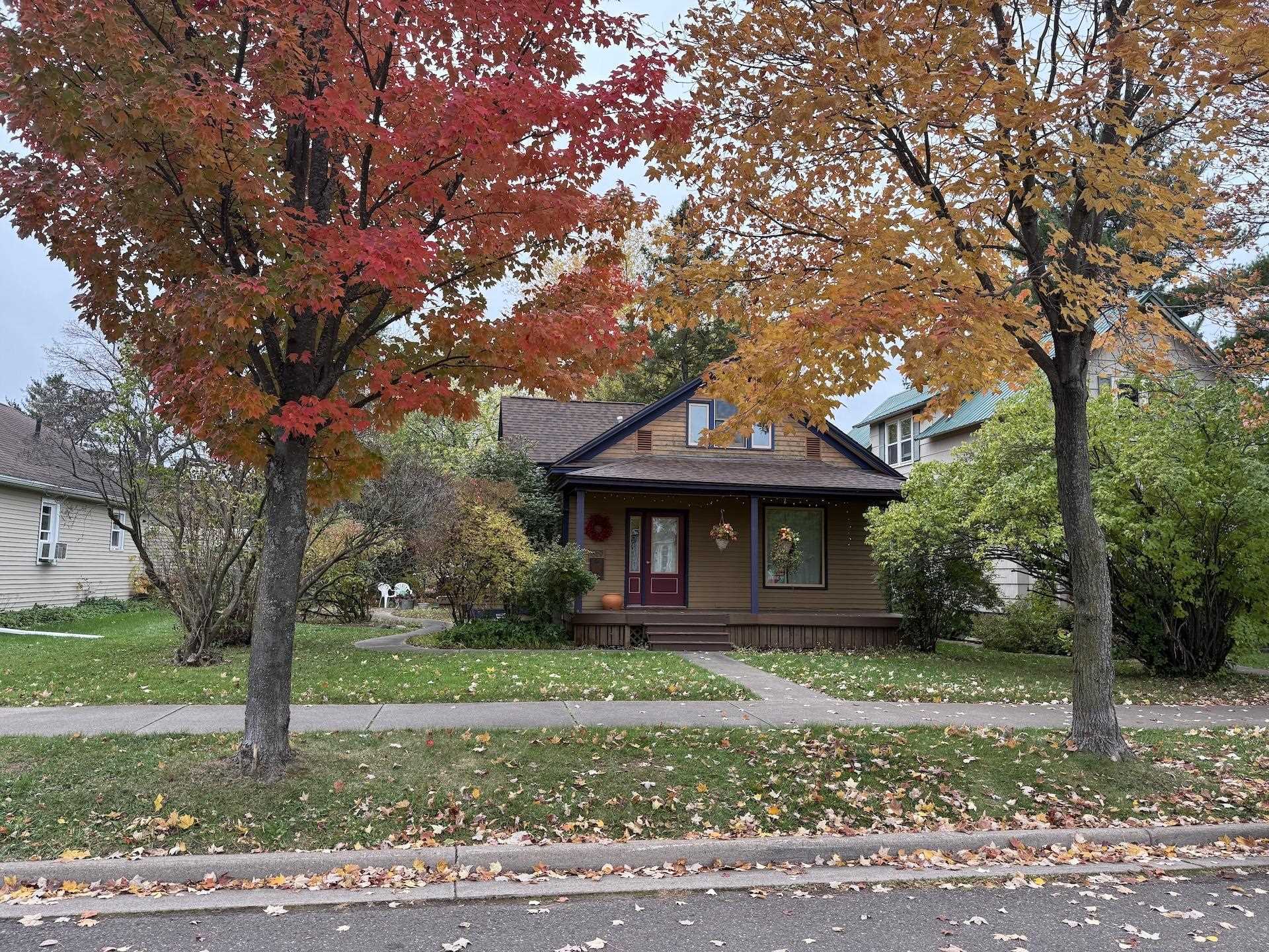 619 10th Ave W Ashland WI 54806 6122690 image1