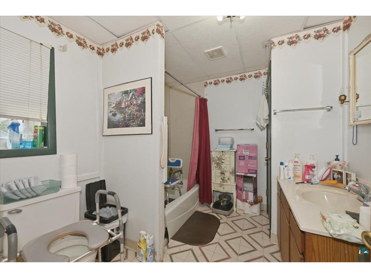 619 Fisher Ave Superior WI 54880 6125656 image7