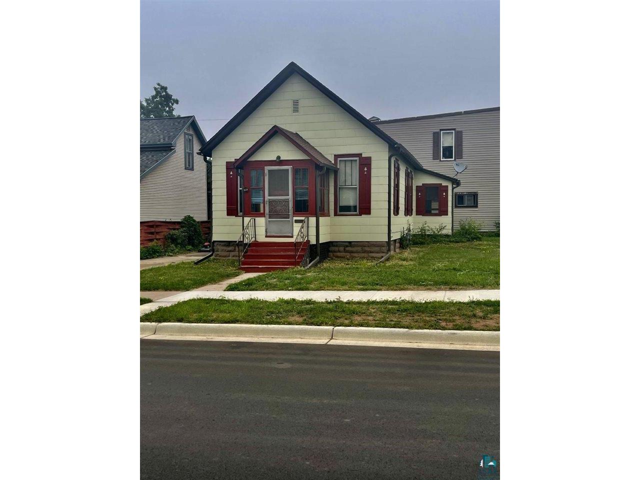 620 Vaughn Ave Ashland WI 54806 6107621 image1