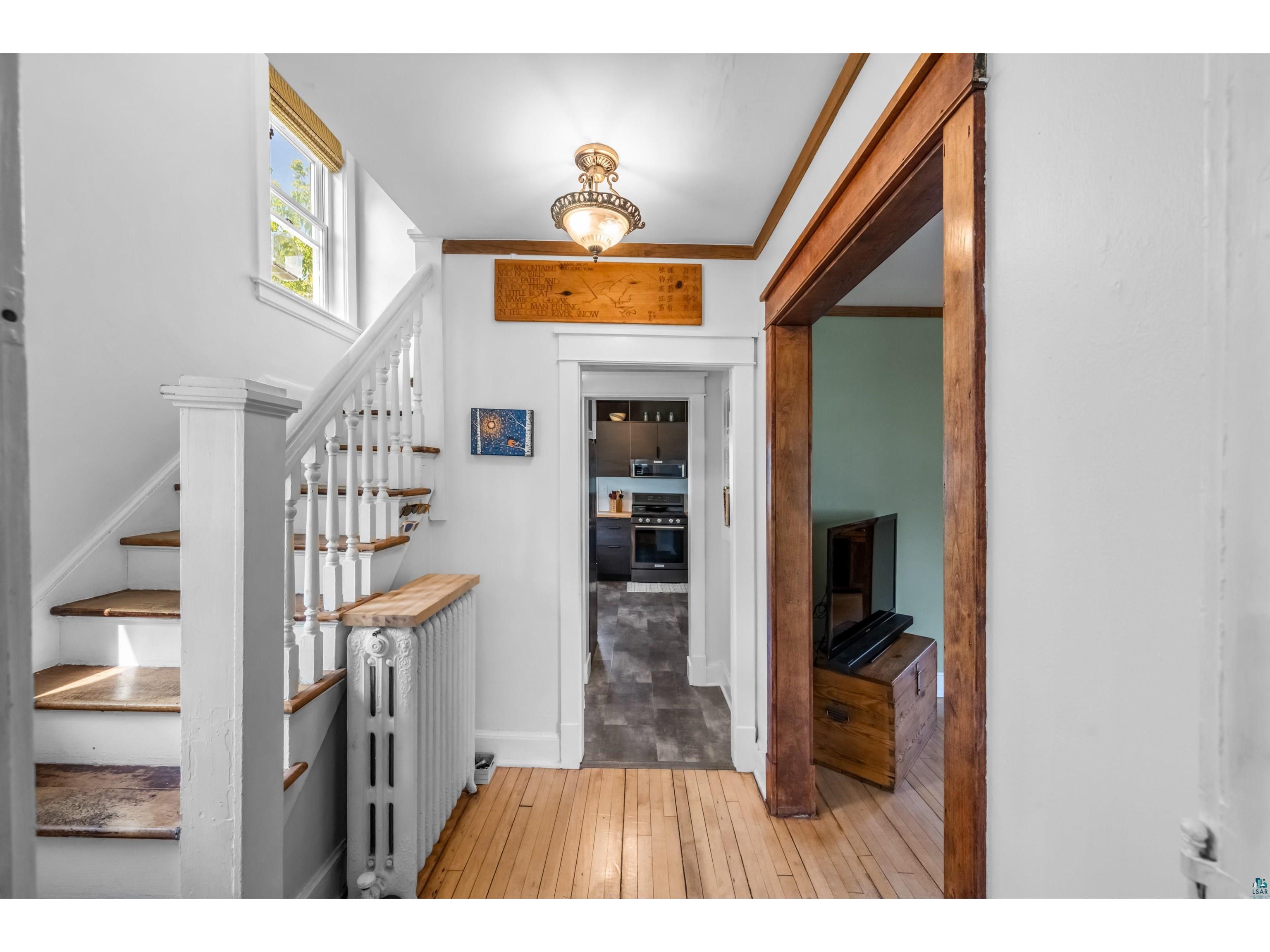 622 N 8th Ave E Duluth MN 55805 6126678 image28