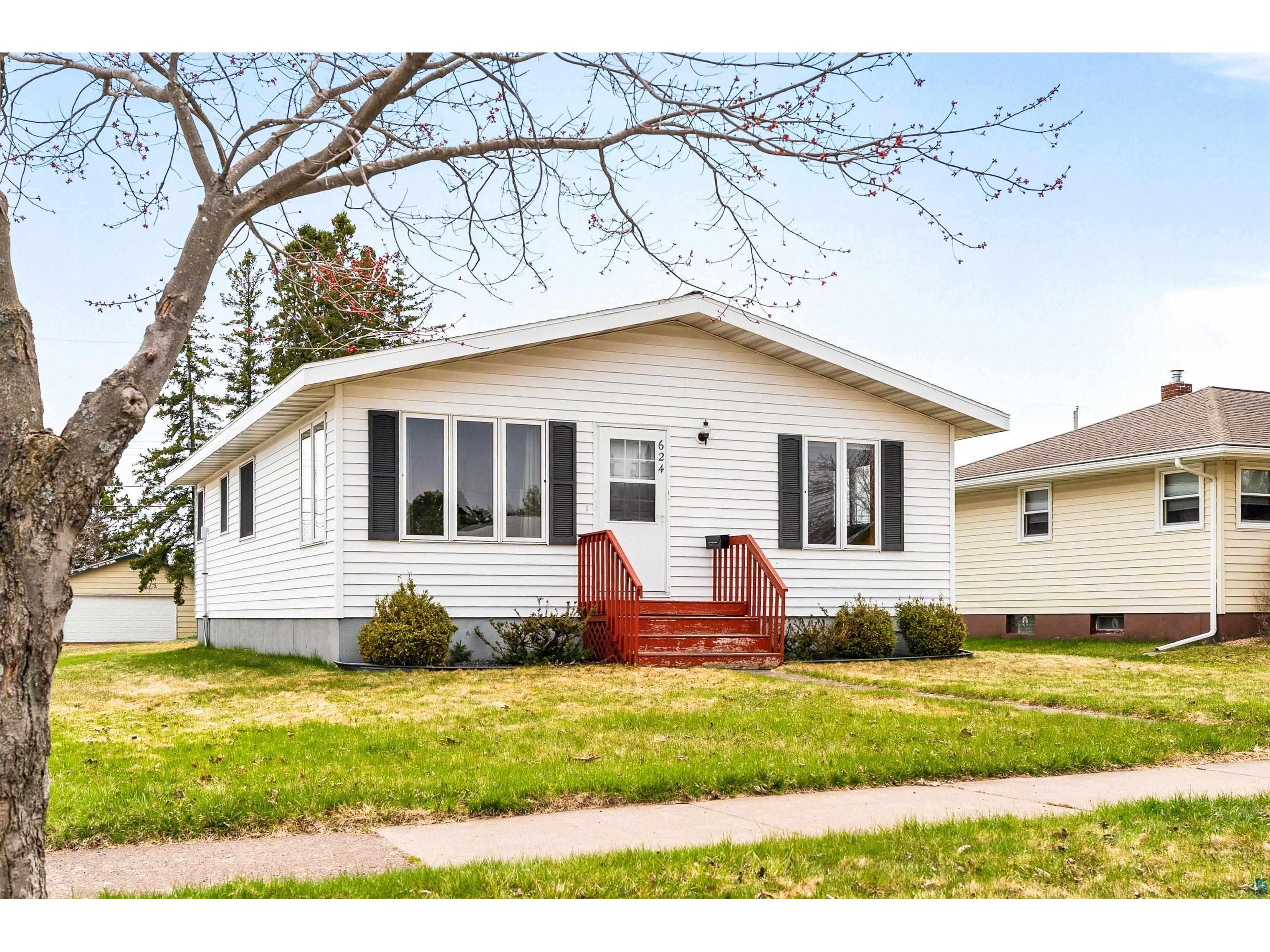 624 13th Ave Two Harbors MN 55616 6125134 image1