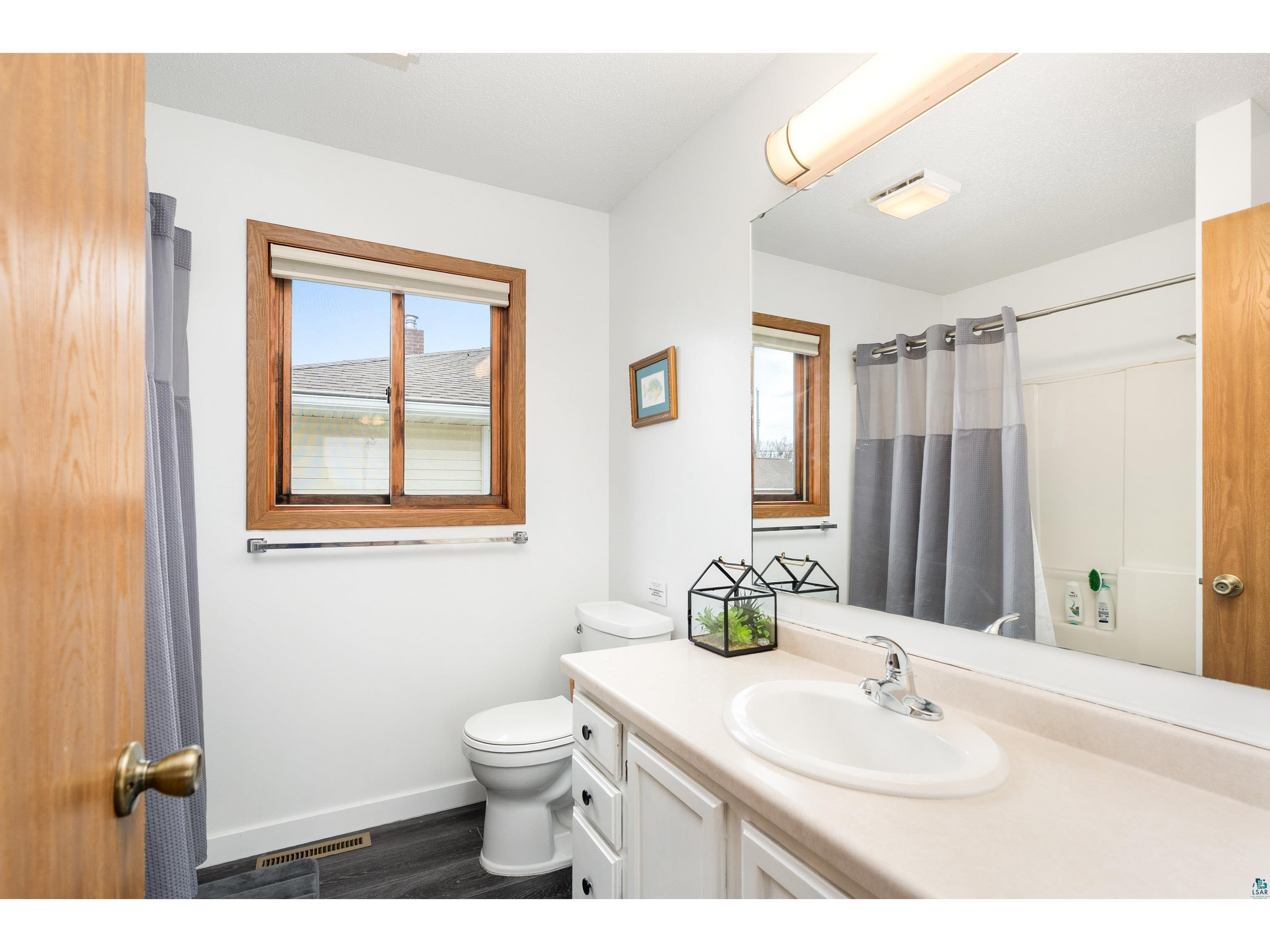 624 13th Ave Two Harbors MN 55616 6125134 image18